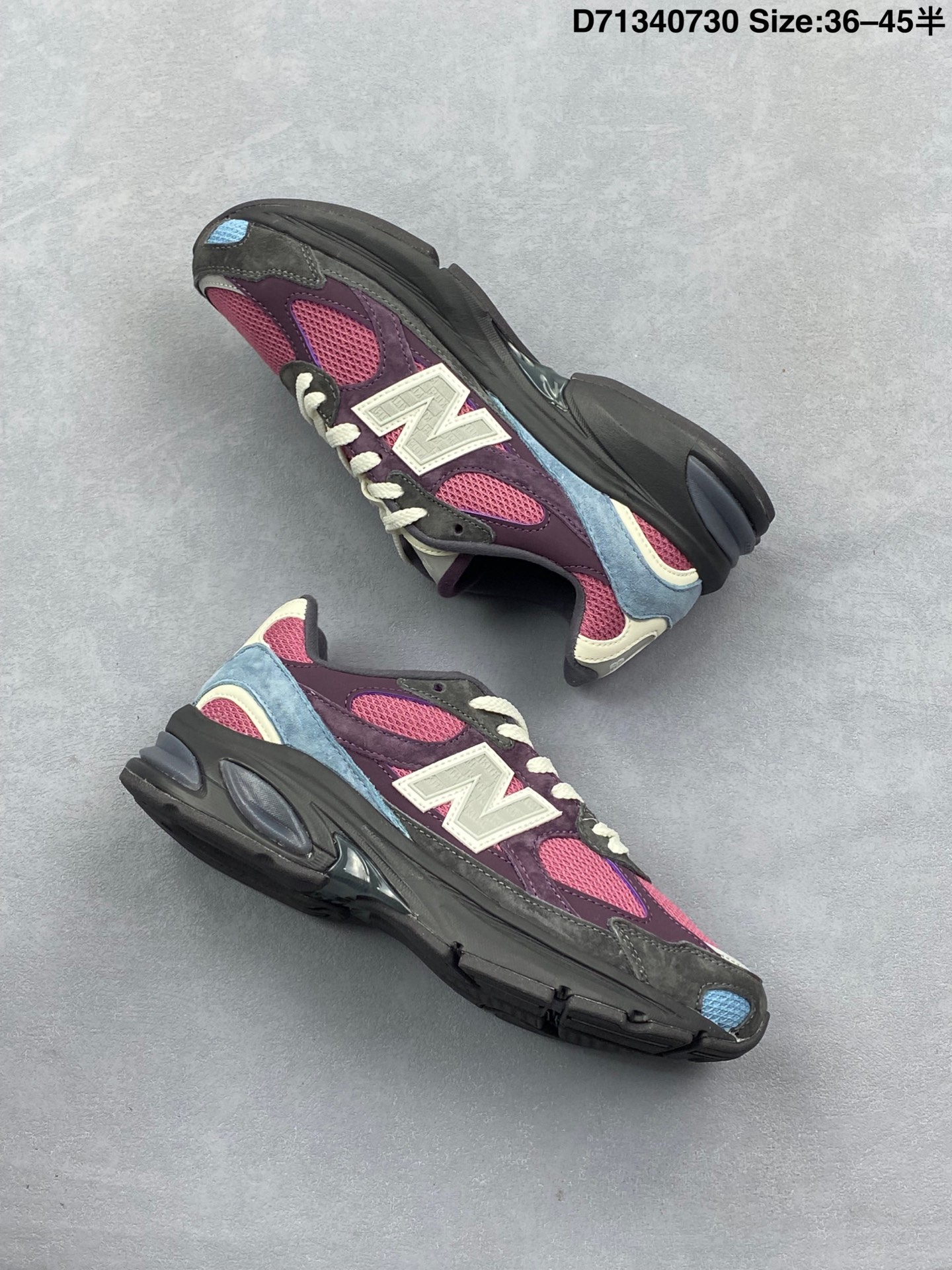 💰170
公司级New Balance M2010系列 新百伦 复古老爹风网布跑步休闲运动鞋
新百伦经典配色 沿袭了面世之初的经典科技 以ENCAP中底配以升级版 N-ERGY缓震物料 鞋面则采用特色的柔软麂皮搭以NewBalance经典的尼龙网布 低调中还原跑鞋本真 更年轻化的设计理念与材质 让新世代青年得以用全新视角体验经典鞋款的传奇魅力
货号:U2010RLC
尺码:36 37 37.5 38 38.5 39.5 40 40.5 41.5 42 42.5 43 44 45
编码:D71340730 Size:36~46.5半