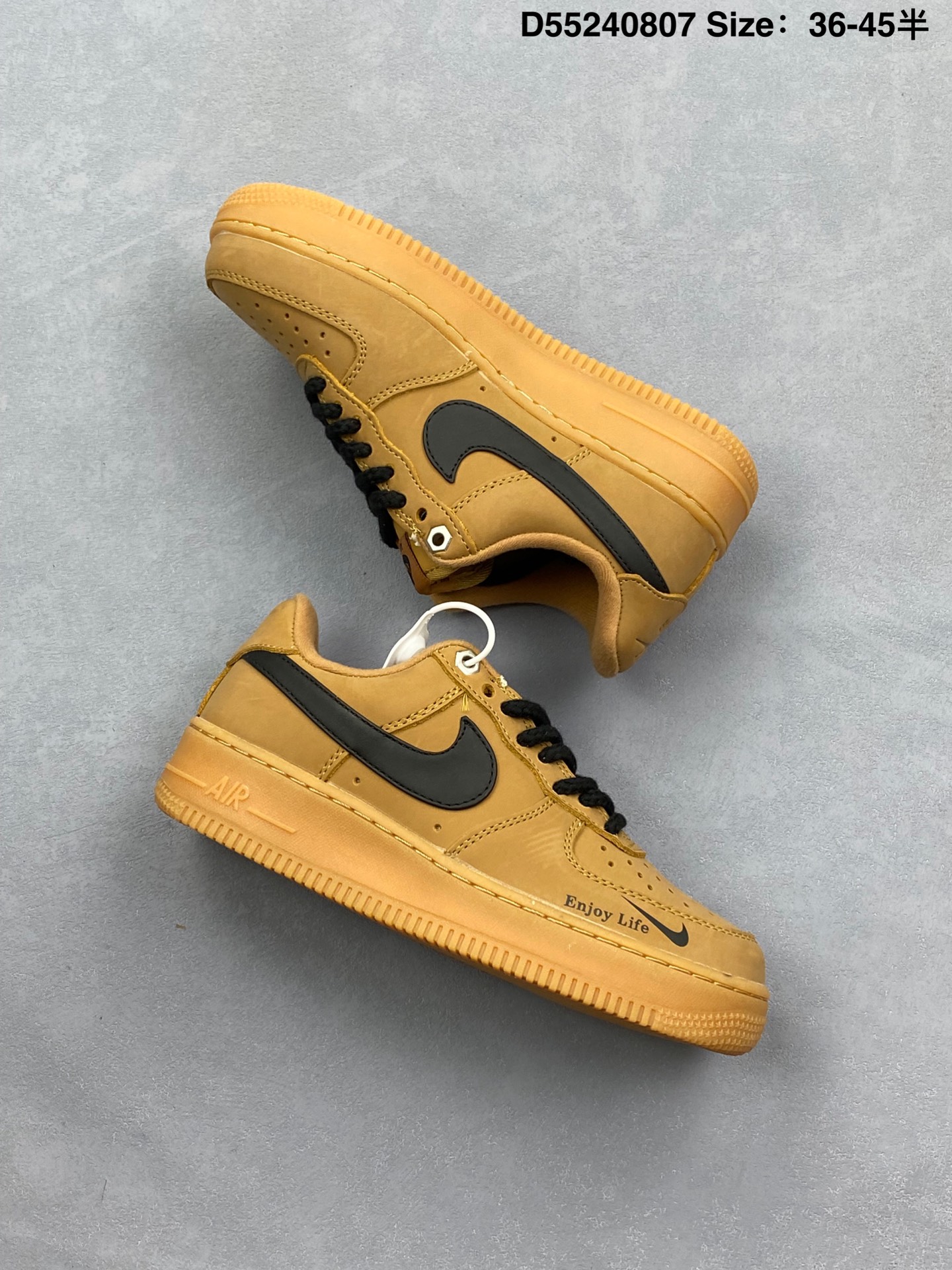 💰120
公司级✅Nike Air Force 1 Low 07 画里有画 可爱 黑棕 美拉德 棕黑 原楦头原纸板 打造纯正低帮空军版型 专注外贸渠道 全掌内置蜂窝气垫 原盒配件 原厂中底钢印、拉帮完美 
官方货号：FZ7372-200
Size：36 36.5 37.5 38 38.5 39 40 40.5 41 42 42.5 43 44 44.5 45 
编码：D55240807