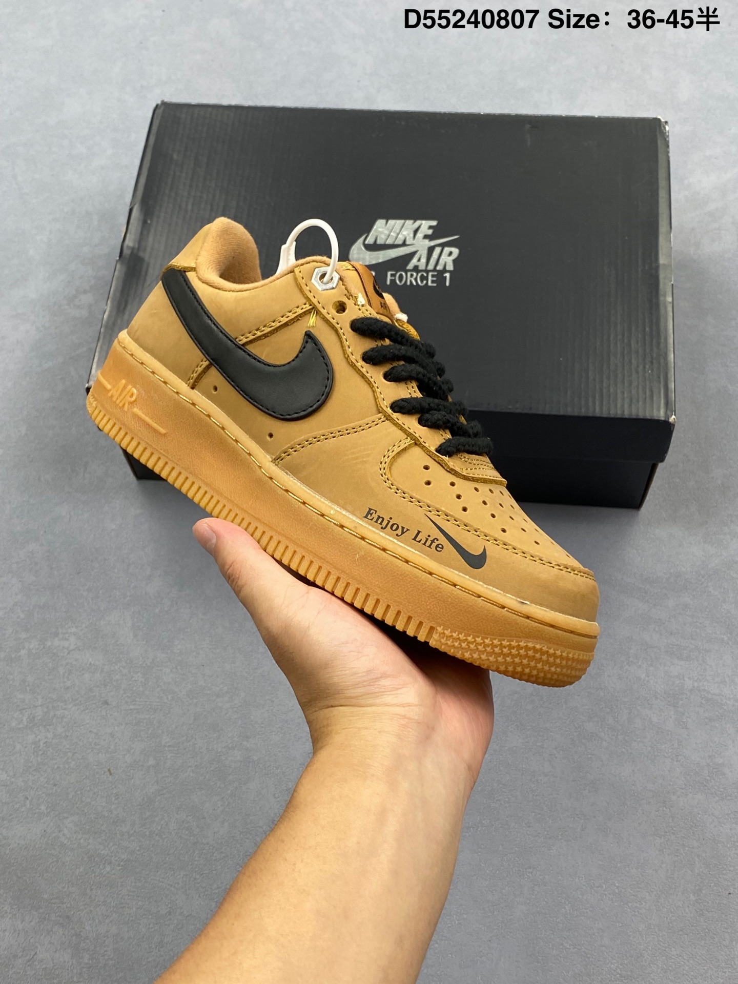 合集💰120
公司级✅Nike Air Force 1 Low 07 画里有画 可爱 黑棕 美拉德 棕黑 原楦头原纸板 打造纯正低帮空军版型 专注外贸渠道 全掌内置蜂窝气垫 原盒配件 原厂中底钢印、拉帮完美 
官方货号：FZ7372-200
Size：36 36.5 37.5 38 38.5 39 40 40.5 41 42 42.5 43 44 44.5 45 
编码：D55240807