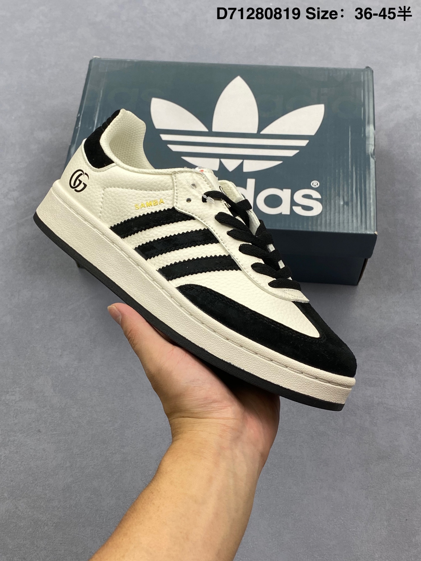 合集💰140
阿迪达斯Adidas Originals Gazelle Indoor 三叶草复古防滑耐磨低帮板鞋 鞋款采用柔软的绒面革和耐用的皮革衬里融合在橡胶外底上！
货号:LJ9904
尺码:看图所示
D71280819