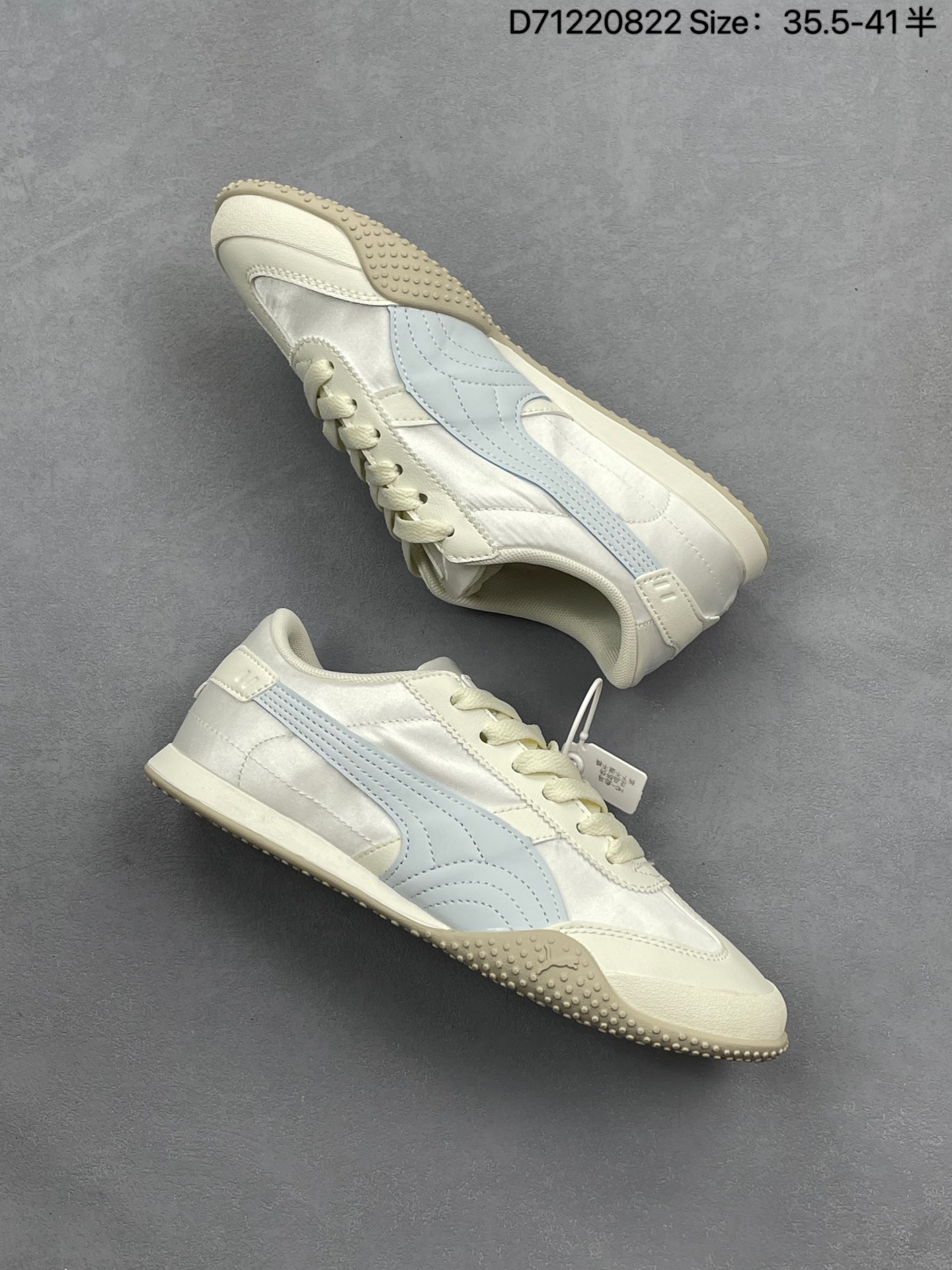 💰110
彪马Puma H-Street
低帮专业越野德训鞋 实拍首发
PUMA H-STREET的设计巧妙融合了经典与创新
透气网面鞋身是对复古运动美学的致敬
它不仅延续了PUMA一贯的运动基因
更保证了穿着时的舒适度与透气性
让双脚在夏日也能自由“呼吸” 经典的鞋型设计
带着岁月沉淀的韵味
官方货号: 405259
编码:D71220822
Size:35.5~41半