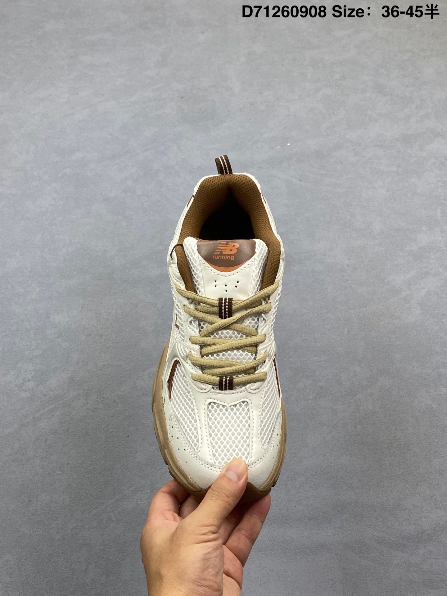 💰130
新百伦 NB530 New Balance 530 复跑古鞋 儿童厚底增高老爹运动鞋 缓震运动慢跑鞋。NB530这鞋双确实是NB家经复典古款式之一，以全科新技诠释，成打功造530鞋款。鞋面保在持530基本线条和片层构结的同时，采更用为简洁、流畅设的计语言 。

类型：男女鞋
货号：MR530SG
尺码：如图
D71260908
