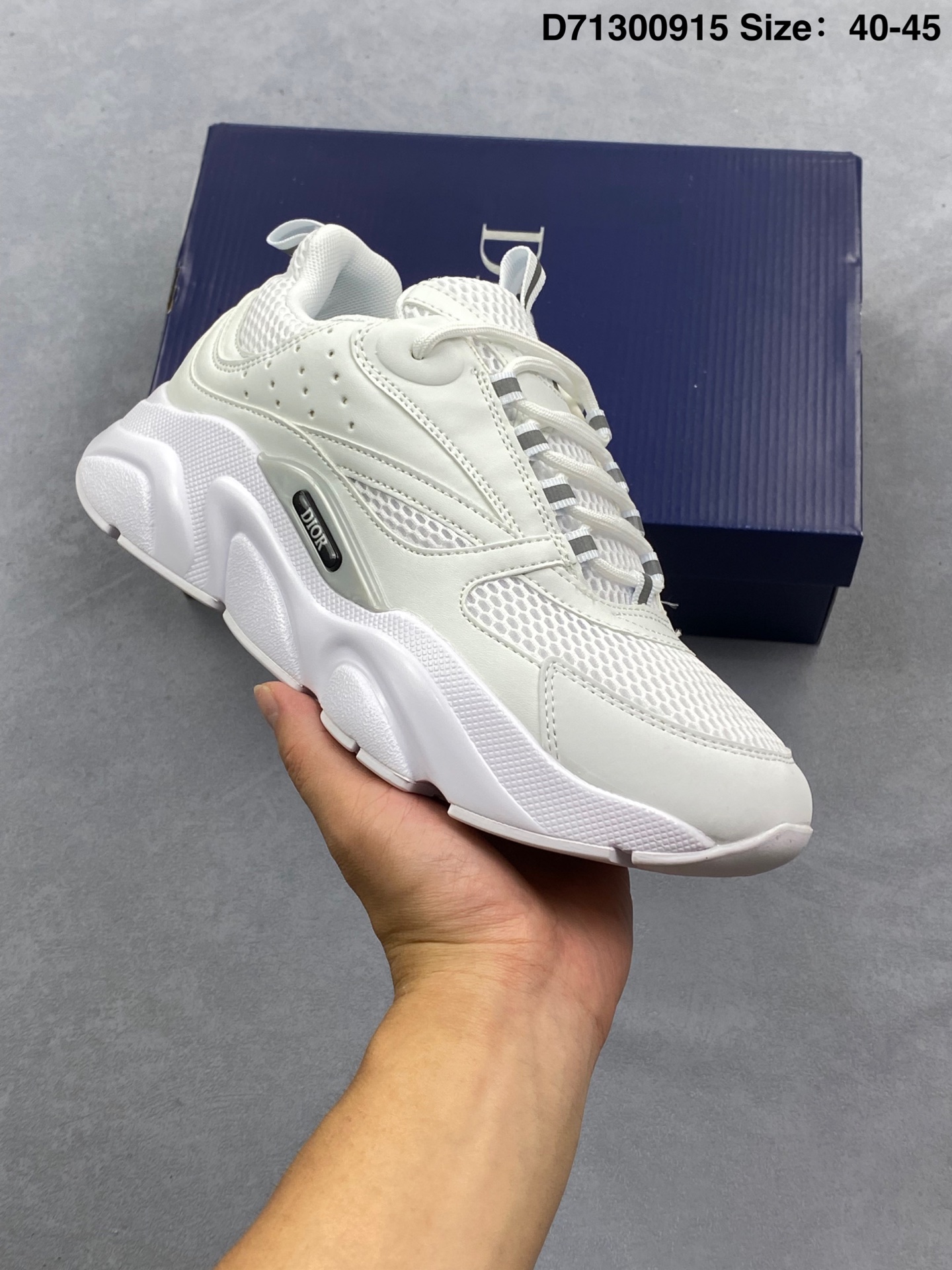 💰150
迪奥DIOR HOMME 高奢品牌经典复古老爹鞋 夸张流线极符 外形延续当下潮流得未来感老爹鞋
货号：1039256
尺码：40～45
编号：D71300915