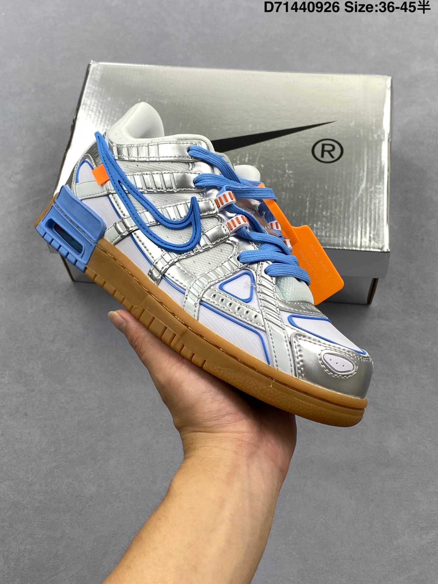 💰220
公司级✅Off-White x Nike Air Rubber Dunk 2.0橡胶扣篮系列皮革框架低帮休闲运动滑板板鞋
官方货号:CU6015-100
尺码:36-45半
ID:D71440926