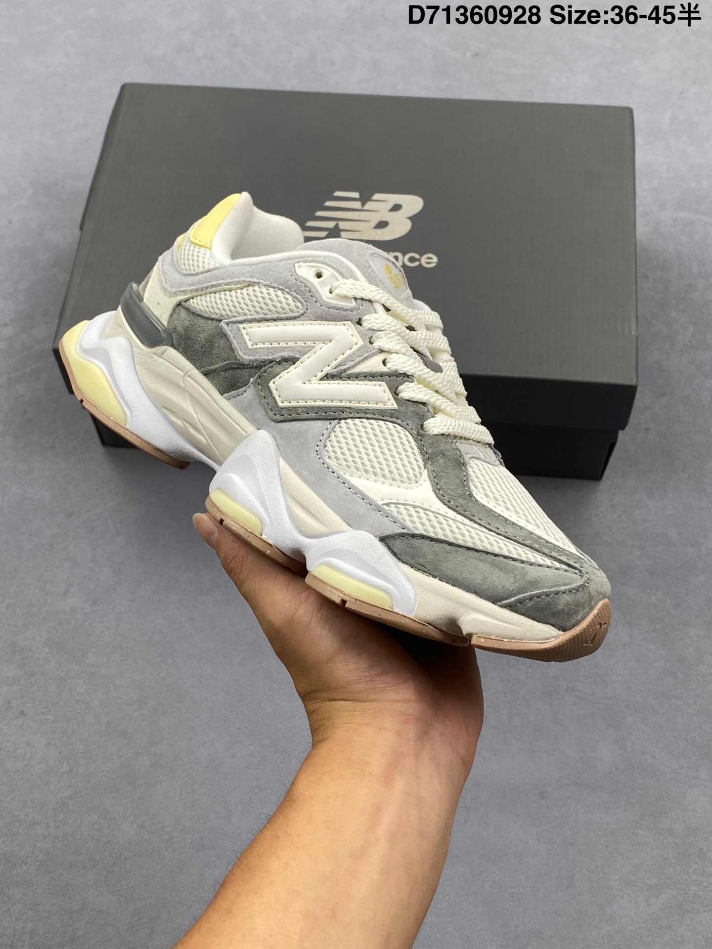 💰180
公司级:New Balance 9060系列 新百伦 复古休闲运动慢跑鞋
鞋面大身由空间双格及磨砂鞋面拼接而生
采用大面积网眼以及麂皮材质覆盖鞋身 还原经典气质 搭载ABZORB避震科技 由泡沫聚酯制成 上脚可以有效减少由鞋底反弹对身体及双腿的冲击力
货号:U9060BLZ
ID:D71360928
Size:36~45B