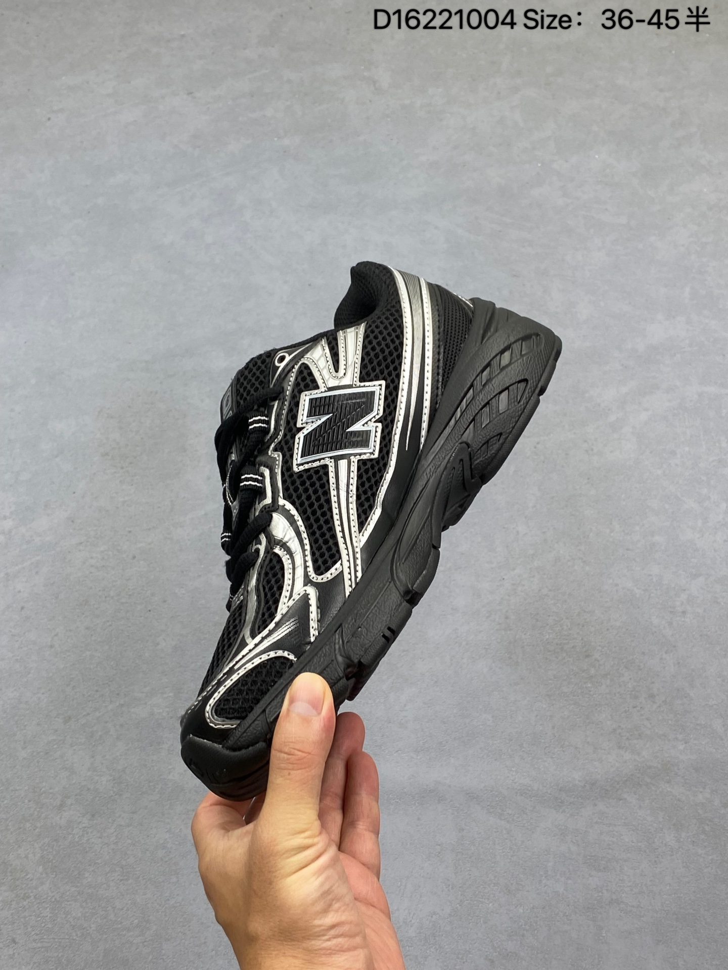 💰260
New Balance NB 740 复古单品
公司级New Balance NB 740 舒适防滑耐磨 低帮 体闲跑步鞋男女同款
货号：U740CG2
编码：D16221004
Size:36～45B