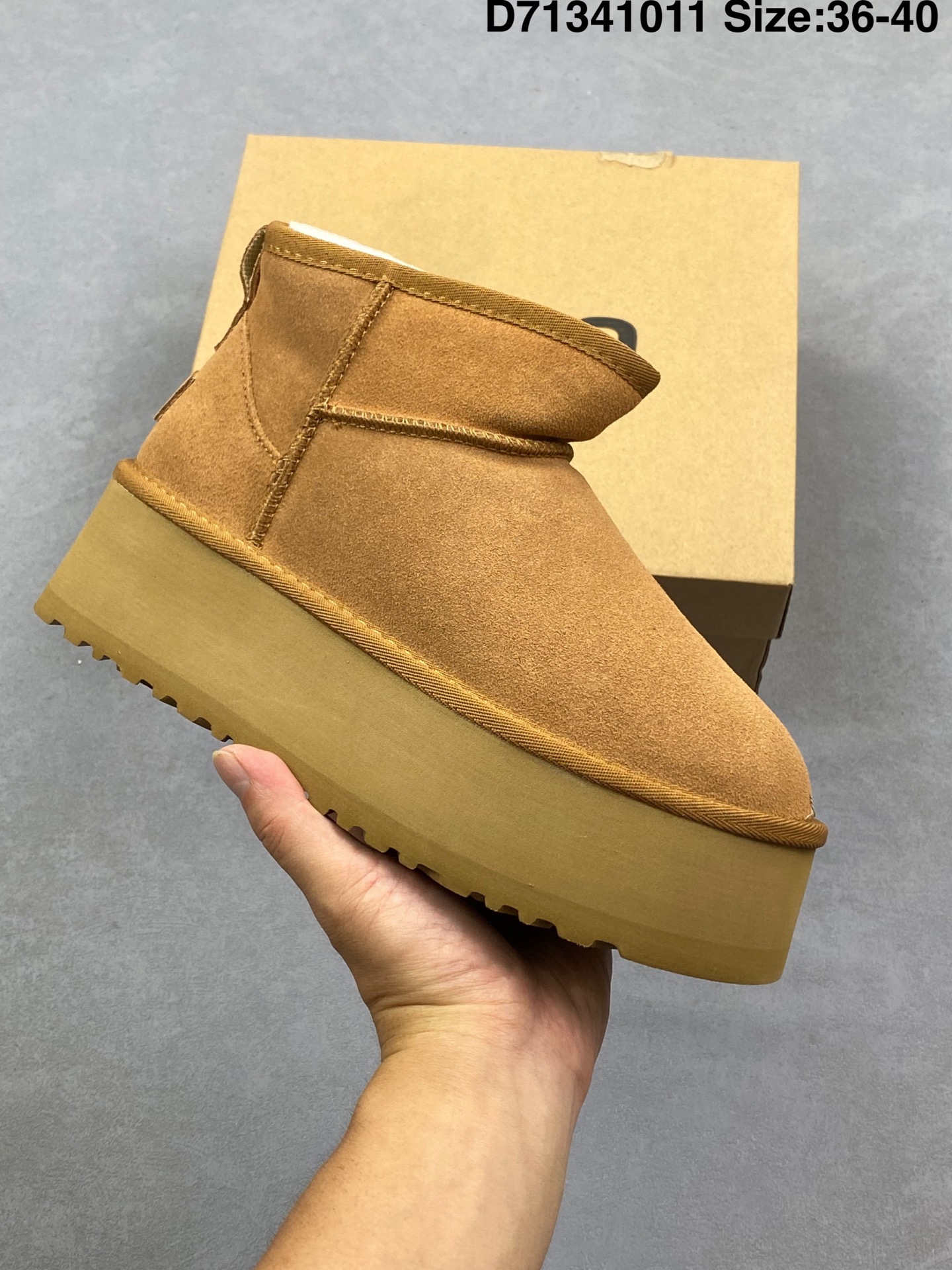 💰170
✅UGG 牛反绒 保暖耐磨防滑 杨幂同款 个性百搭通勤潮流 短筒 雪地靴!
编码:D71341011
Size:36~40