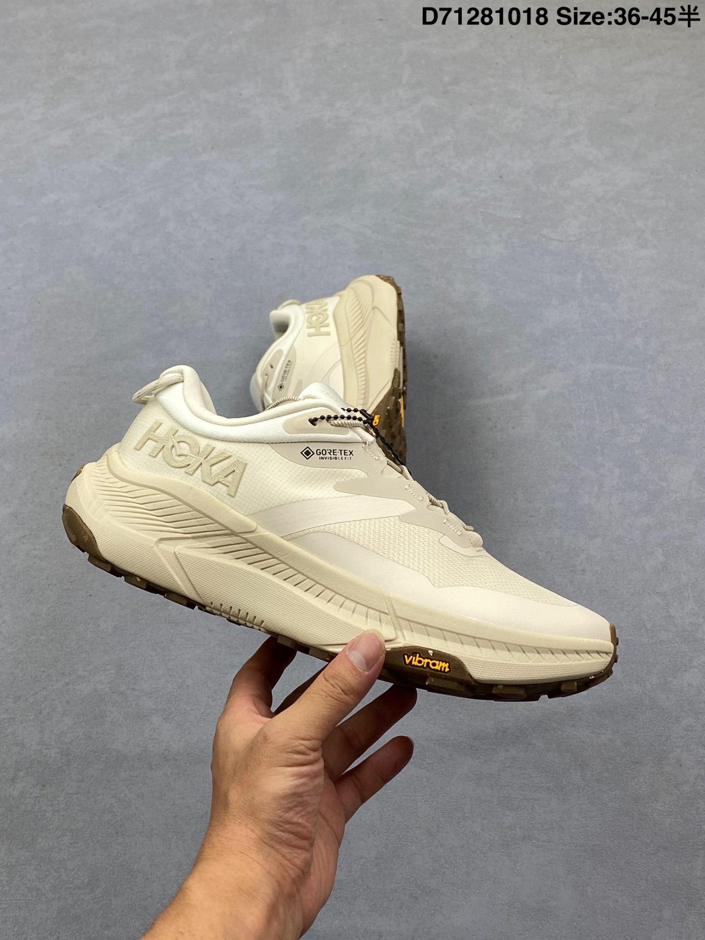 💰140
HOKA/霍卡 男女鞋真标半码制,升级原楦原纸版开发版型,采用热熔尼龙科技鞋面材质,搭载轻量化材料超轻量泡棉中底,外置V版橡胶防滑黄金大底❗️全新户外鞋款,美国新兴跑鞋品牌Hoka One One Project Transport 项目运输系列低帮厚底轻量户外越野运动慢跑鞋“ 1133958
类型:男女鞋
码数:36 36.5 37 38 38.5 39 40 40.5 41 42 42.5 43 44 45
编码:D71281018