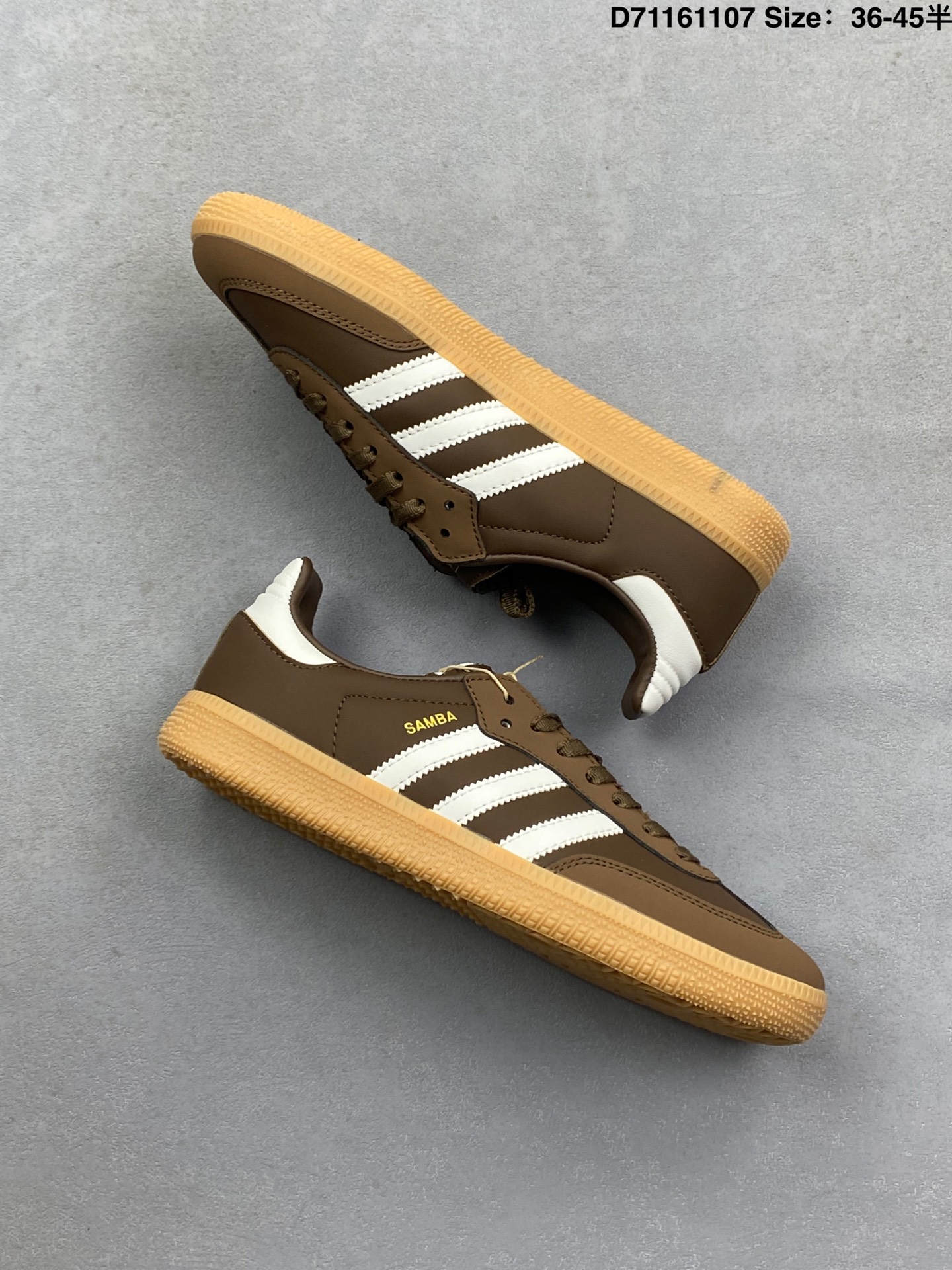 💰80
Nike/耐克 男女鞋半码制，原楦原纸版数据开发，采用软质纤维革组合磨砂革饰片鞋面材质，内环保可再生海玻璃鞋垫，外置RB耐磨防滑橡胶大底❗️带你回味最原始的永远经典，阿迪达斯/三叶草Adidas Originals Samba OG"Earth Strata"桑巴舞系列绅士德训足球风百搭低帮休闲运动板鞋“皮革可可棕白焦糖底 IE6522

类型：男女鞋
码数：36 36.5 37.5 38 38.5 39 40 40.5 41 42 42.5 43 44 45
编码：D71161107
