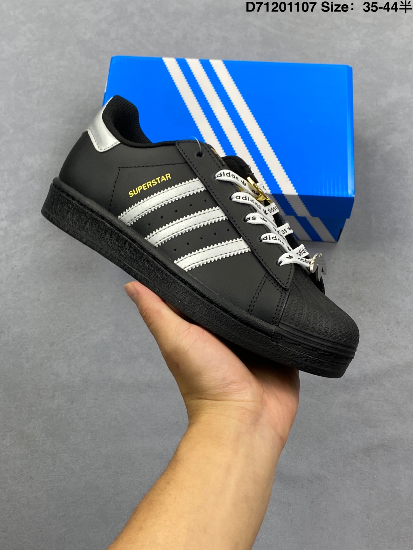 合集💰100
阿迪达斯 ADIDAS SUPERSTAR 2025年新款鞋子 经典贝壳头系列 新款休闲板鞋潮流男女士运动鞋
尺码：如图
货号：EG4959#
编码：D71201107