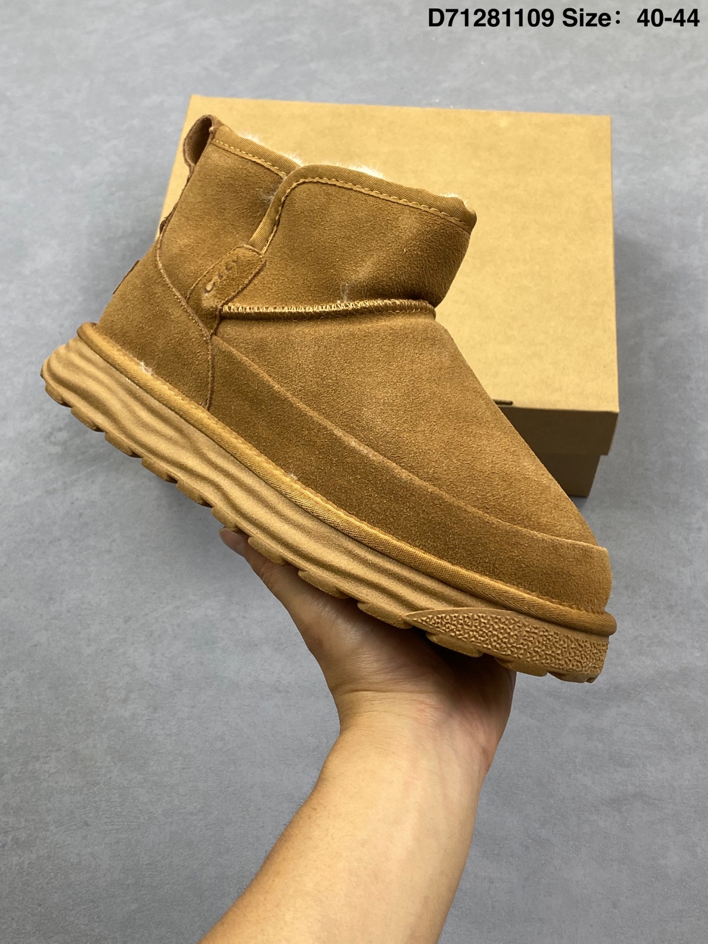 合集💰140
UGG CLASSIC CMOFORTABLE MINI 耐磨 简约舒适通勤户外休闲时尚 及踝 雪地靴
货号:1173891
尺码40-44
ID:D71281109