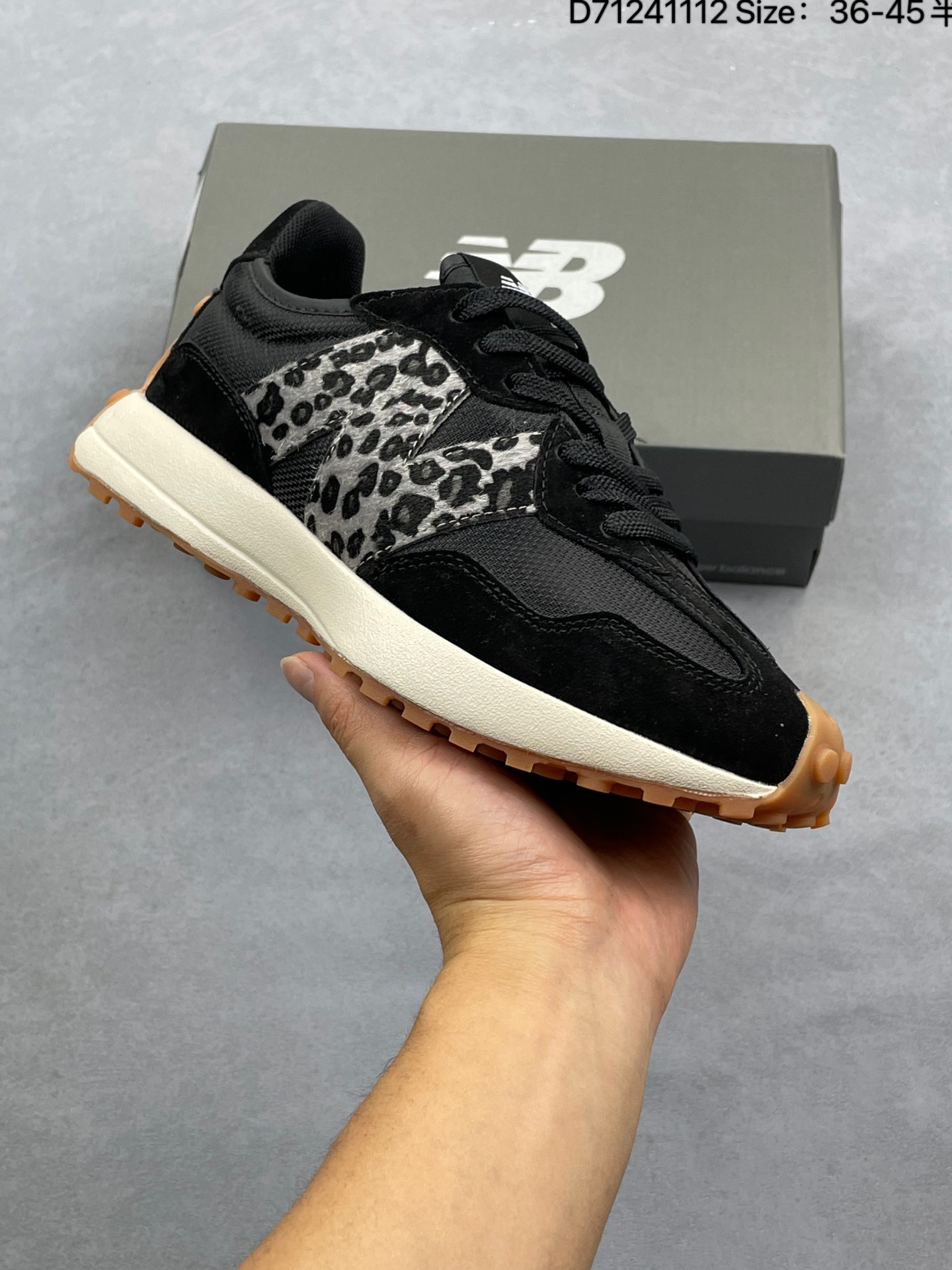 💰120
NB新百伦New Balance MS327系列复古休闲运动慢跑鞋“皮革米白灰海军绿生胶底”
货号：WS327LG1尺码：36 37 37.5 38 38.5 39 40 40.5 41.5 42 42.5 43 44 44.5 45
编码：D71241112