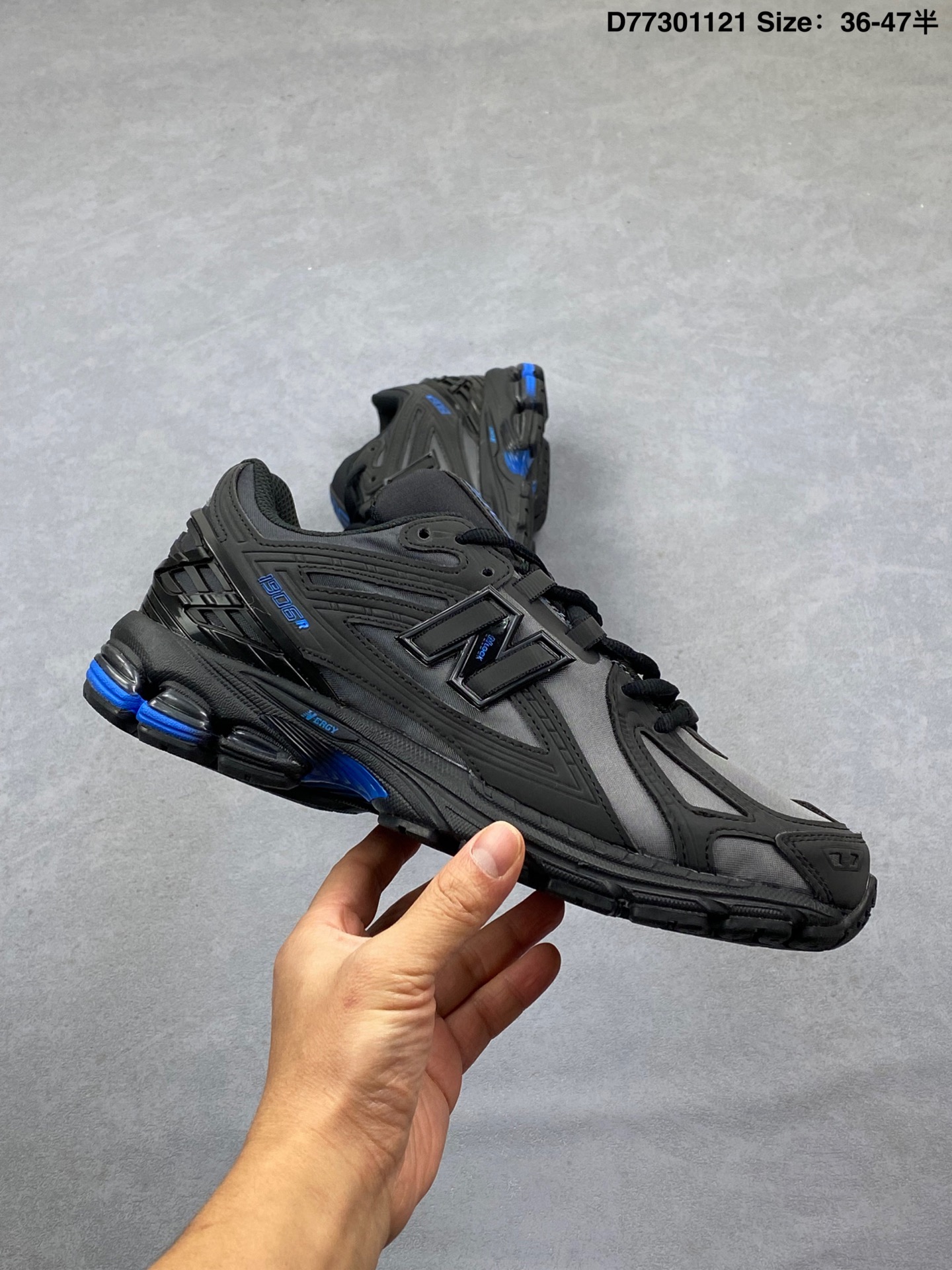 💰150
公司级✅New Balance M1906系列复古单品宝藏老爹鞋款 公司级版本复古元素叠加 质感超级棒 楦版型材料细节做工精细 作为NB最经典的档案鞋型之一 与2002一样,1906有着NB最成熟的技术加持和复古款式,而本次推出的版本参照2002r的定位,相信会在性价两端做出权衡。单从造型上来看,依旧是vibe风格,味道很正,细节也很酷,这双1906r无疑必能打入复古跑鞋爱好者的年度鞋款名录
官方货号:U1906
尺码:如图
ID:D77301121