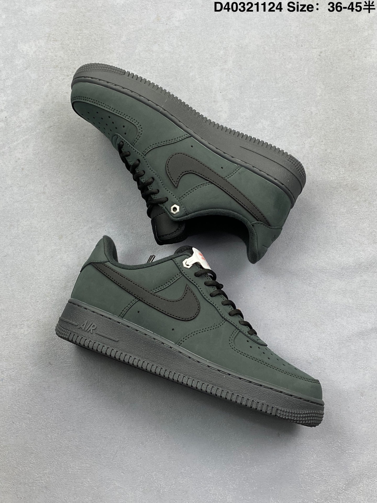 耐克Air Force 1 Low 空军一号低帮百搭休闲运动板鞋.柔软、弹性十足的缓震性能和出色的中底设计,横跨复古与现代的外型结合,造就出风靡全球三十多年的Force 1. 货号:DH4406-100 923044 100 CJ9179 200 ID:D40321124