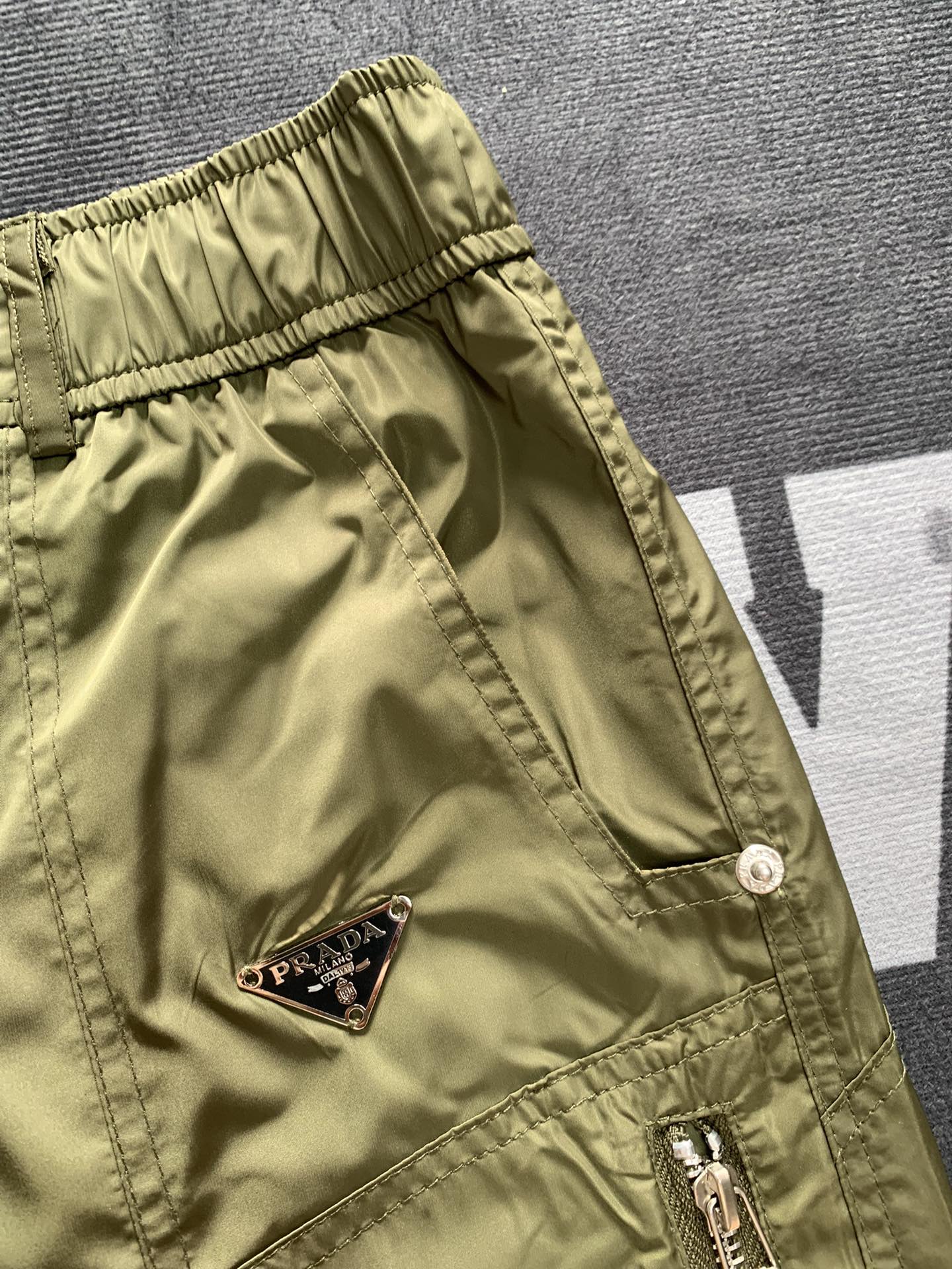 [Summer Shorts]Prada Triangle zipper pocket casual shortscode number xssml