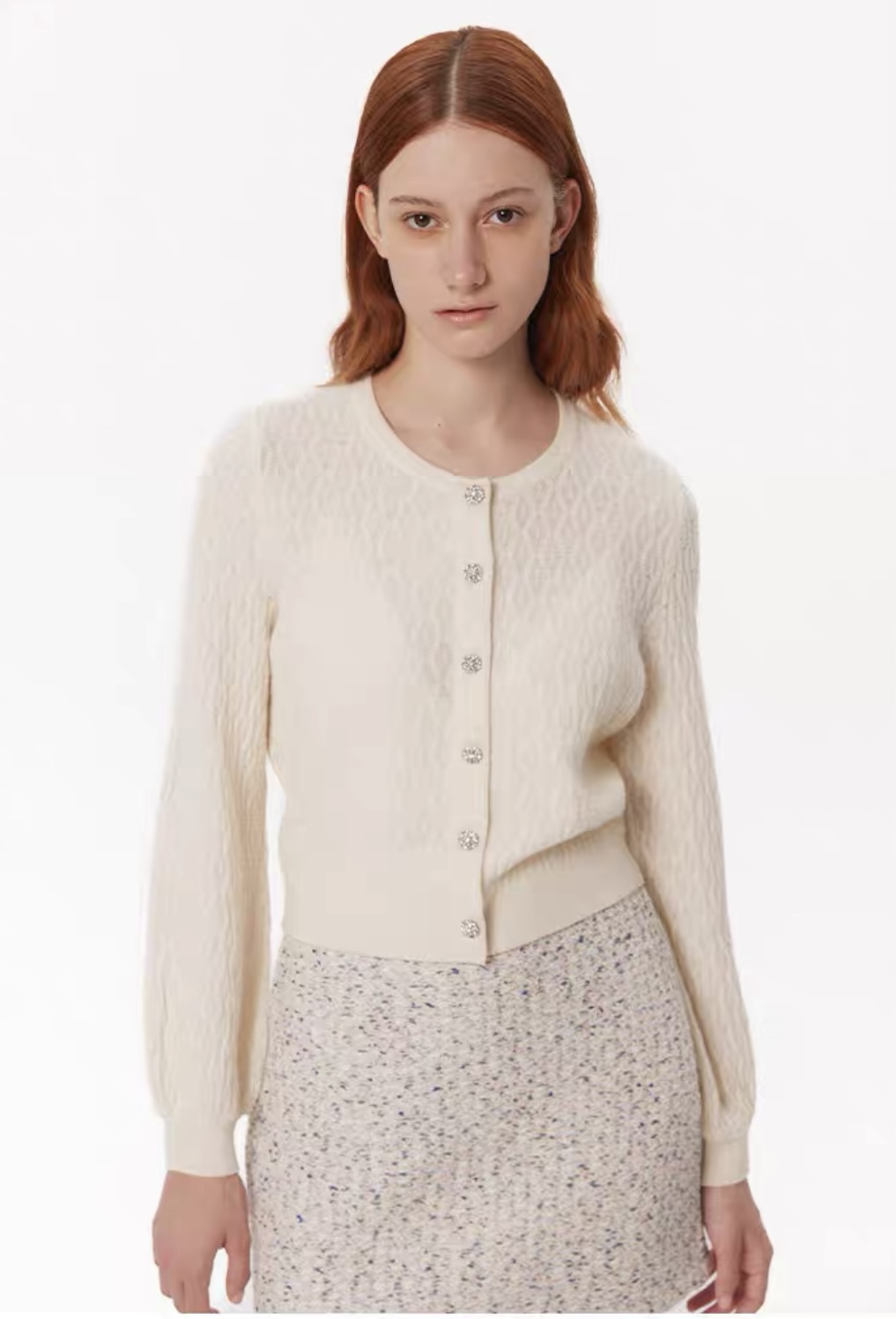 新款织花羊毛针织开衫，灯笼袖设计，16针细纱羊毛。SML