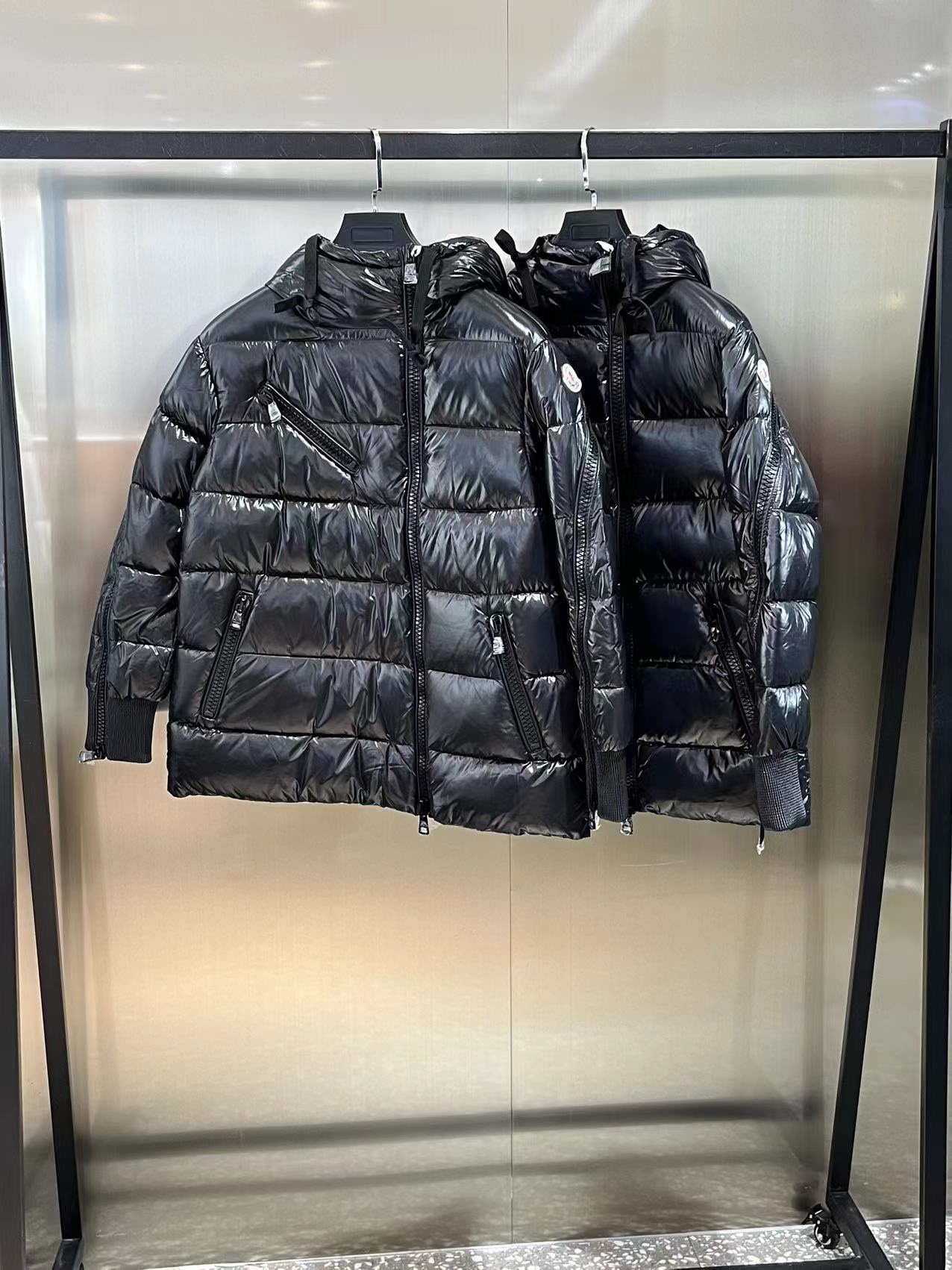 Moncler Ropa Chaqueta de plumón La más alta calificación
 Negro Rosa Blanco Plumón de ganso blanco Colección invierno