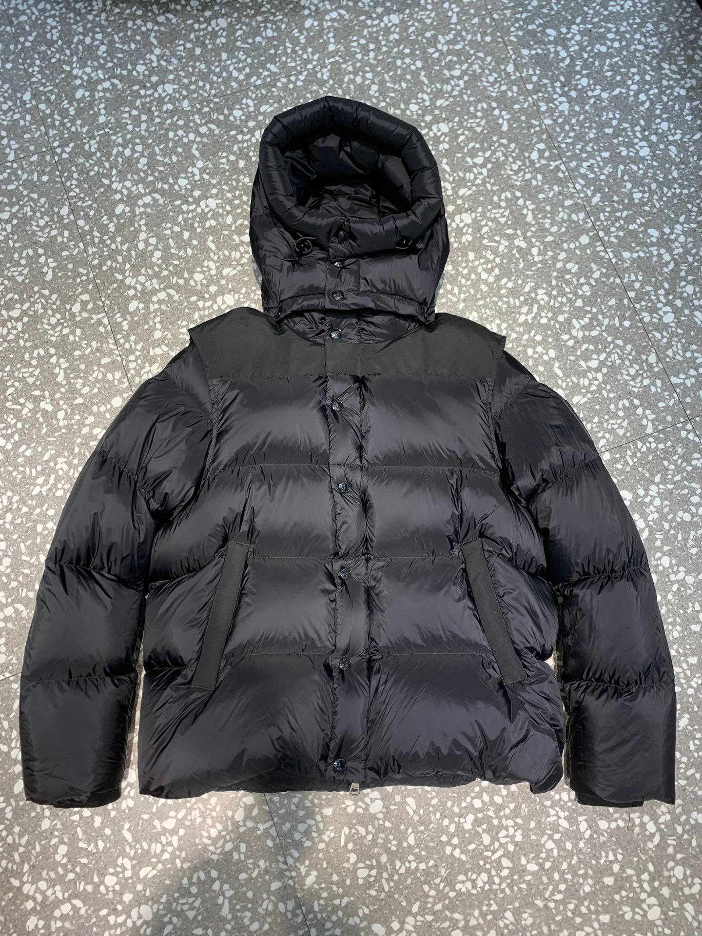 High-end Burberry down jacket, versatile as coat or vest. Waterproof, windproof, lightweight. 95% white duck feather, warm design, unisex. Sizes 48-56.-Big cat