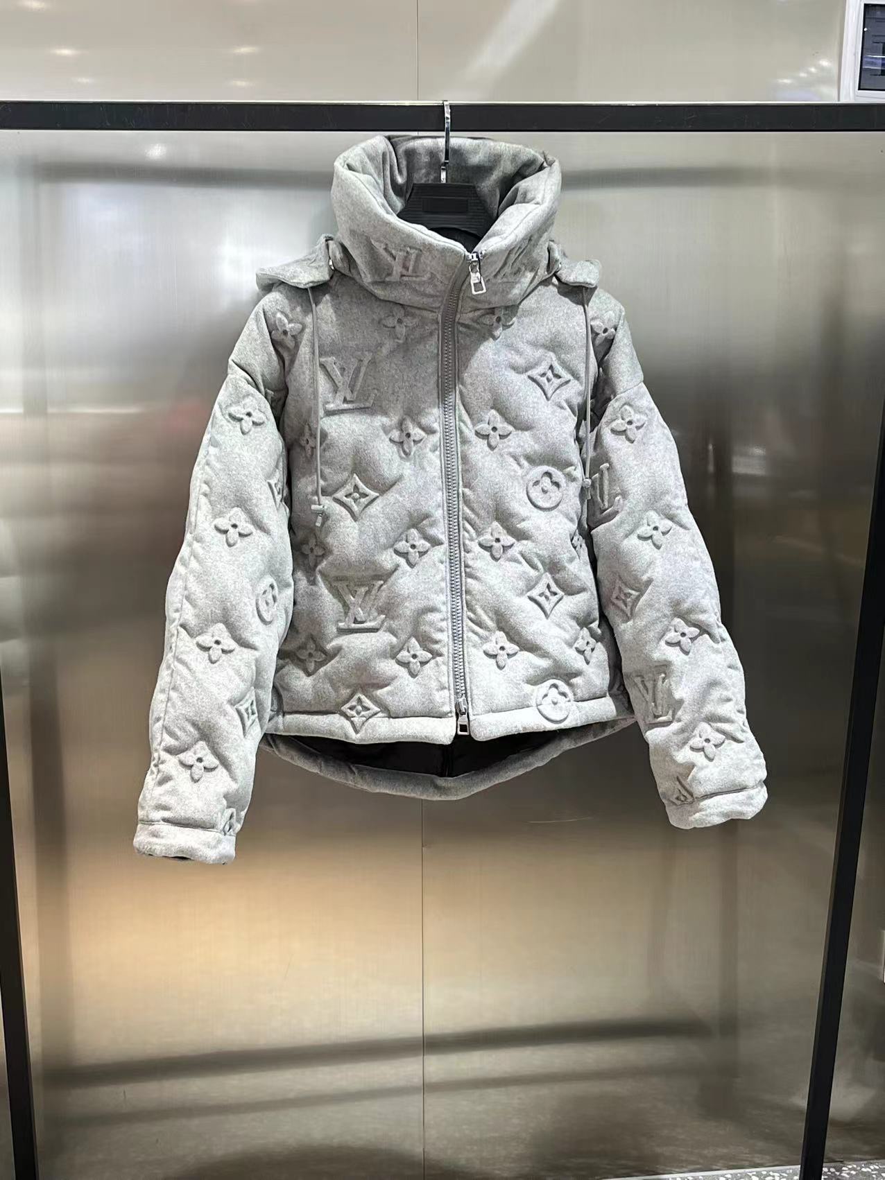 Louis Vuitton AAA
 Clothing Coats & Jackets Grey White Printing Polyester Goose Down Fall/Winter Collection Fashion Hooded Top