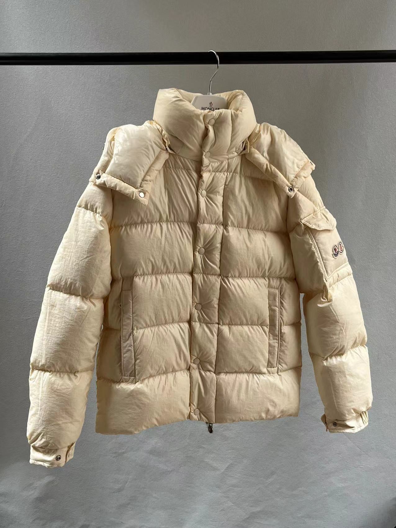 Moncler Vêtements Manteaux & Blousons Noir Gris Blanc Hommes