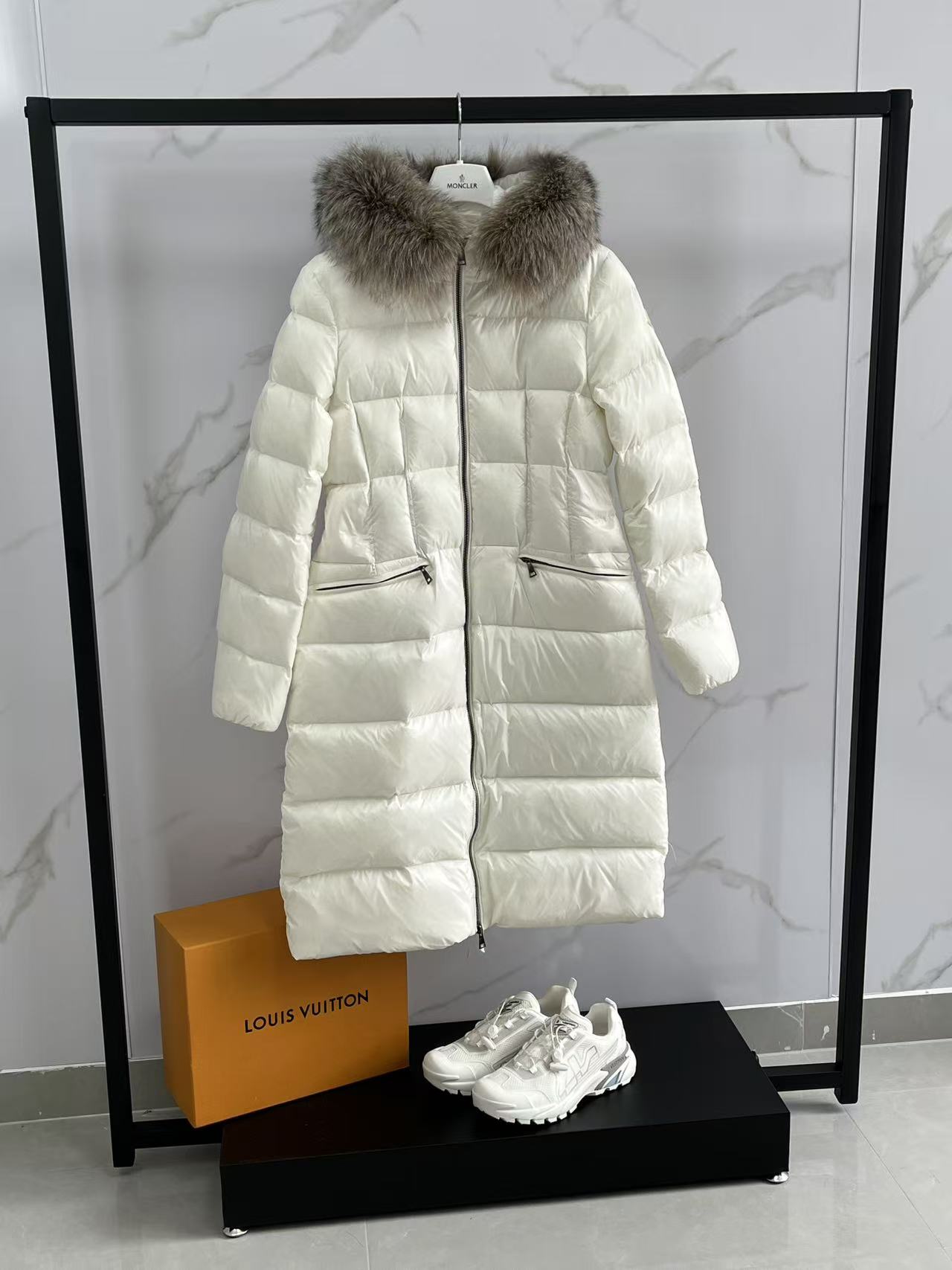 Moncler Boed Down Jacket with Fur Hood and Belt - Winter Collection 3 i1756898803198 655 0 1