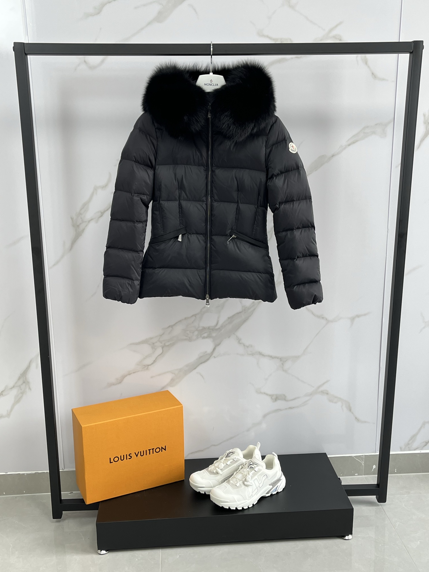 MONCLER Boed Belted Fur-Trimmed Hooded Down Puffer Jacket 3 i1756905279925 6545 0 1