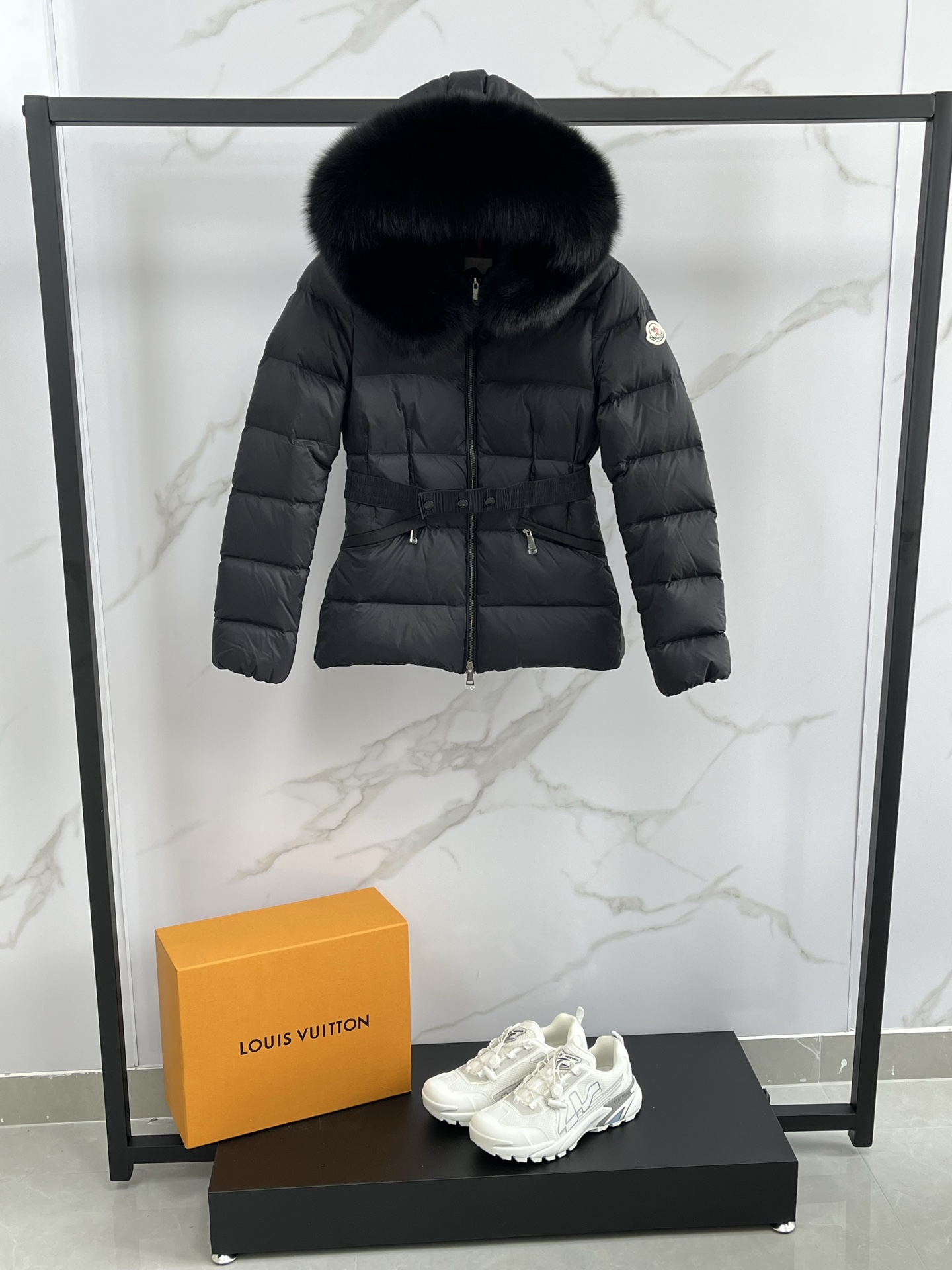 MONCLER Boed Belted Fur-Trimmed Hooded Down Puffer Jacket 2 i1756905290409 2605 0 0