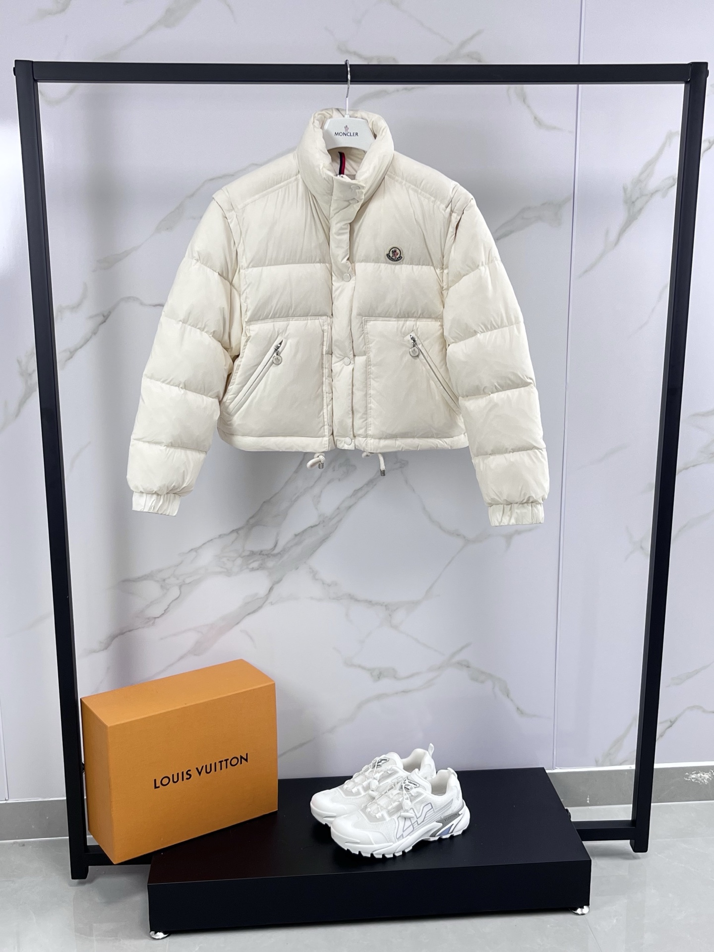 Moncler Women's Selle Melard Color Lightweight Down Jacket - Stylish & Warm 2 i1757422660123 4173 0 0