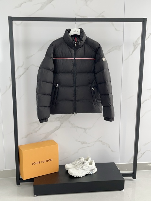 Moncler Bouvaque Short Down Jacket - Stylish & Warm Women's Winter Coat 1 Moncler Bouvaque Short Down Jacket - Stylish & Warm Women's Winter Coat