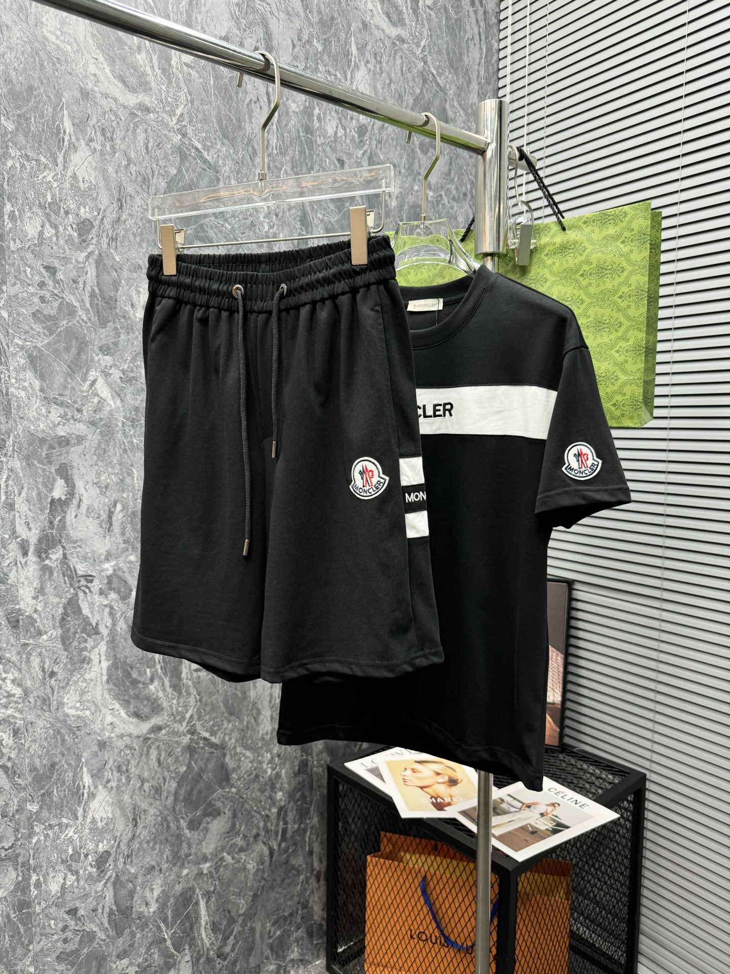 ！2025春夏专柜新款休闲套装！高端推荐！定制欧棉材质 超柔软亲肤触感！胸前精致品牌Logo点缀 剪裁属