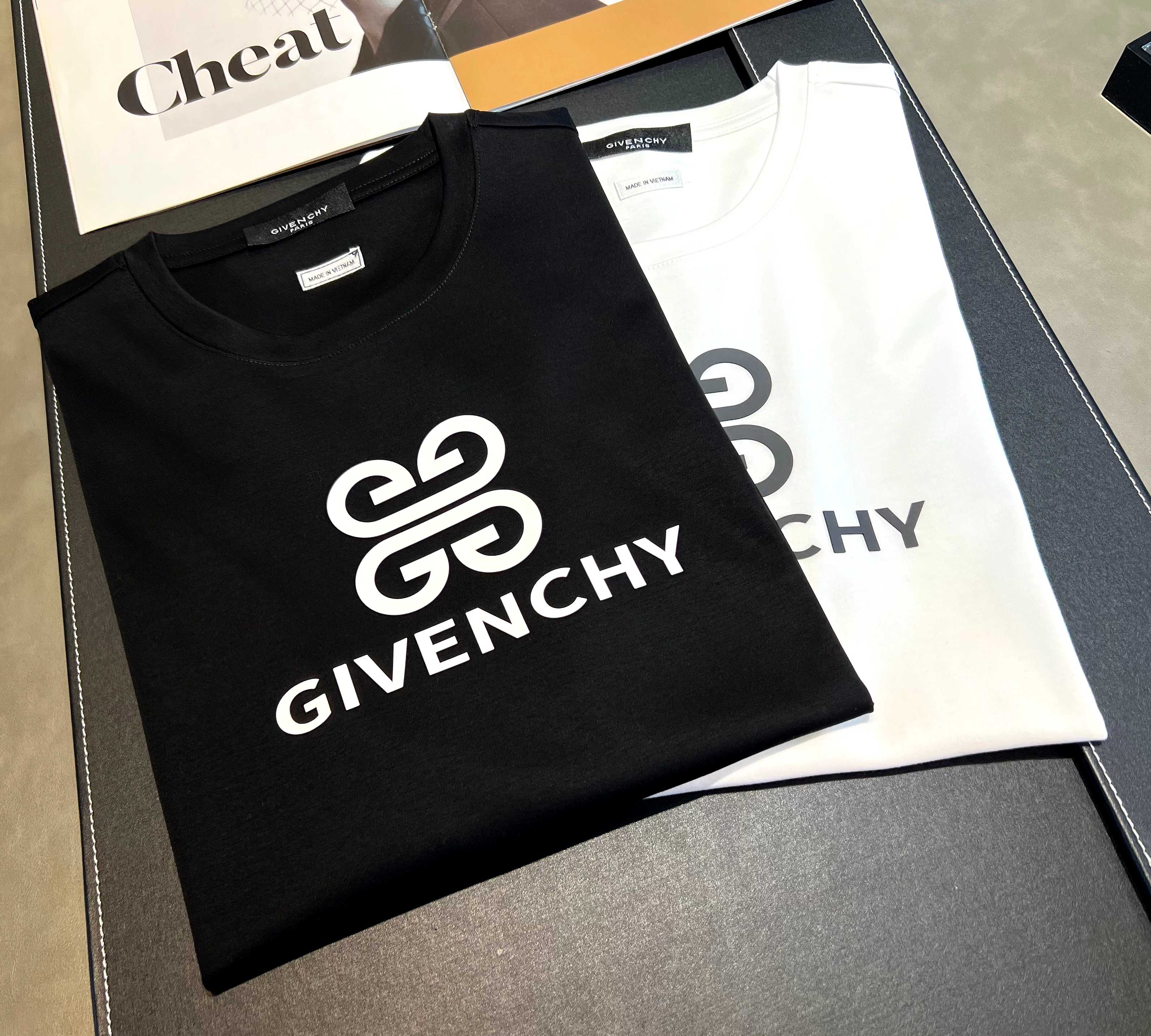 2026 nueva primavera y verano algodón mercerizado 200 g logotipo de manga corta: GIVENCHY Tecnología: silicona Color: n…