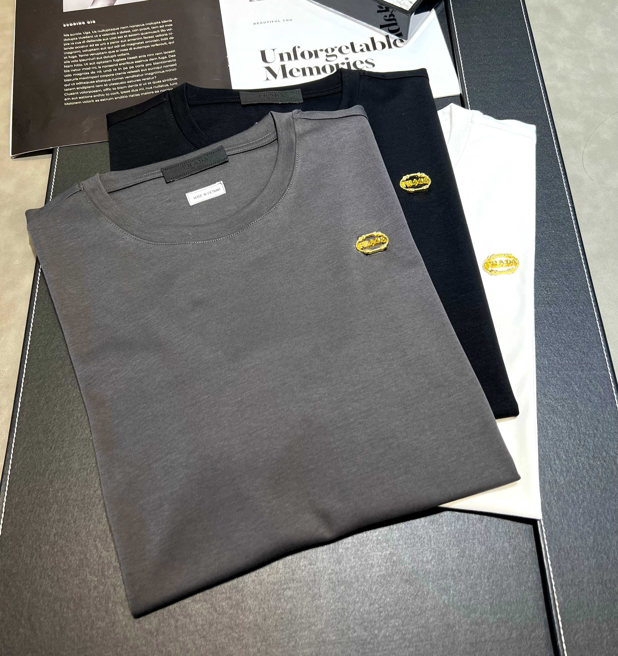 2026 nueva camiseta de manga corta de algodón mercerizado de primavera y verano de 200 g logotipo: PRADA Proceso: hebil…