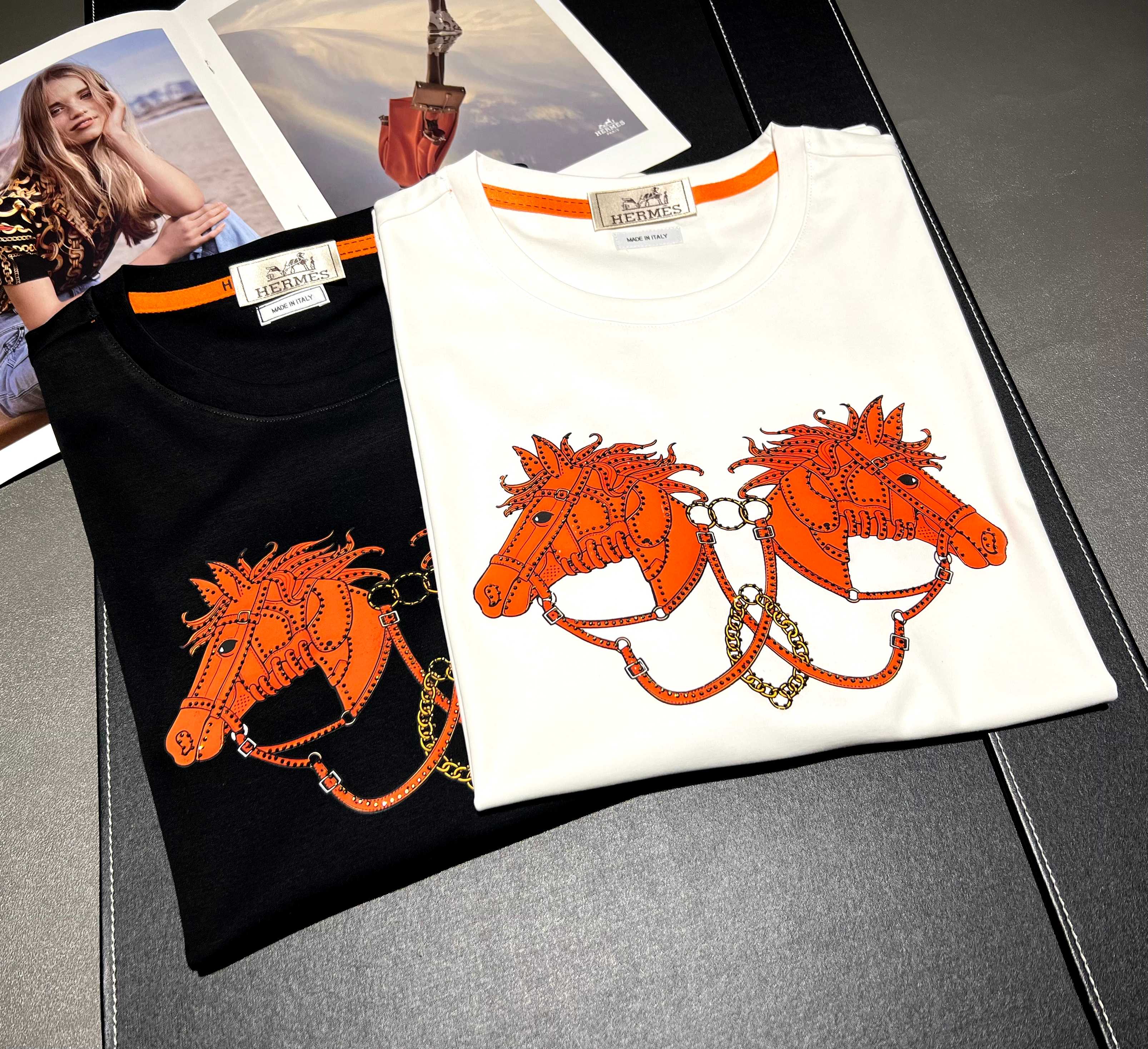 Camiseta de manga corta de algodón mercerizado de 200 g, nueva primavera/verano 2026, logo: HERMES, técnica: estampado,…