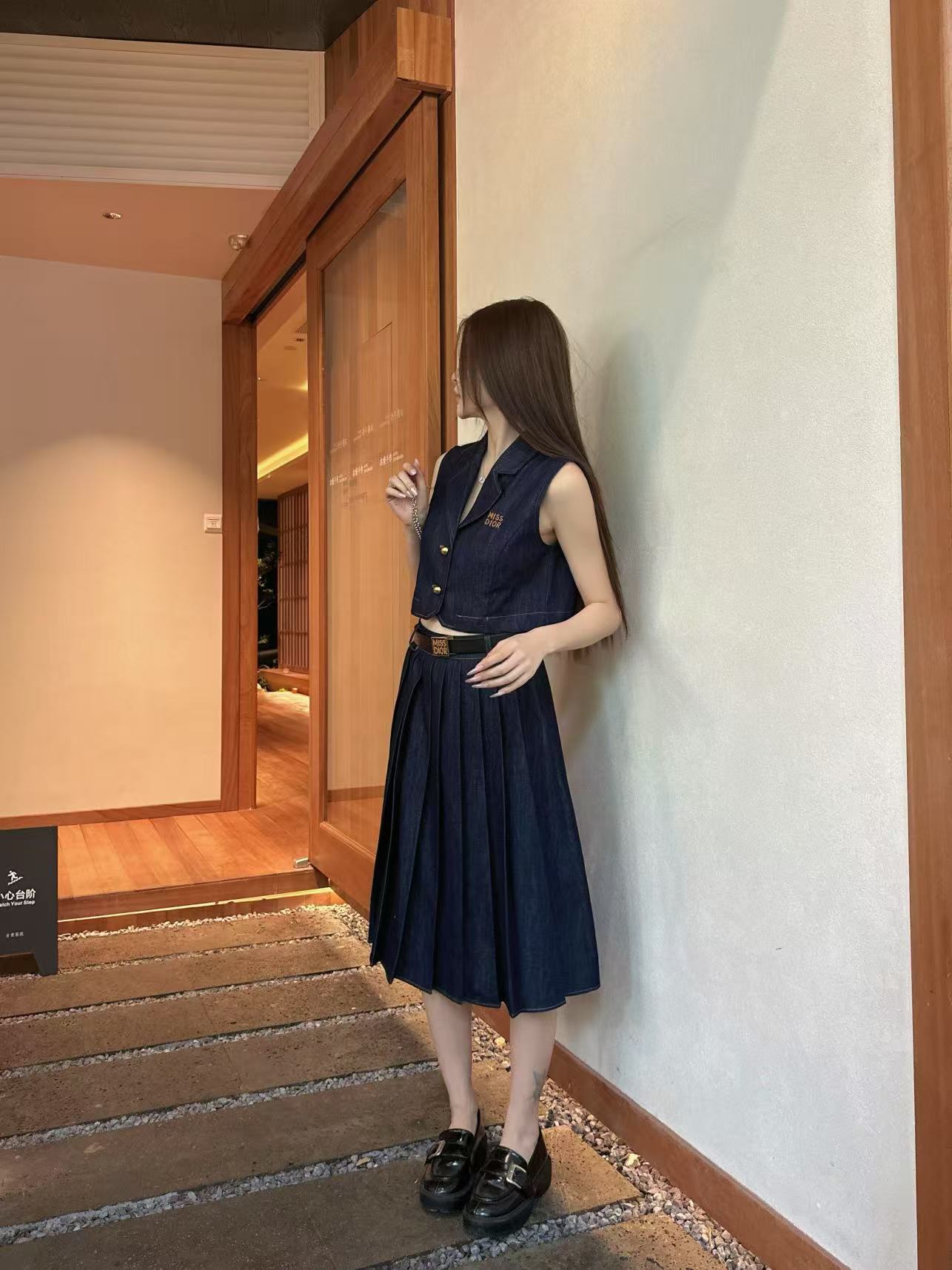 NO:760968,Model upper body picture,,19860909模特上身图,,,Women's clothing