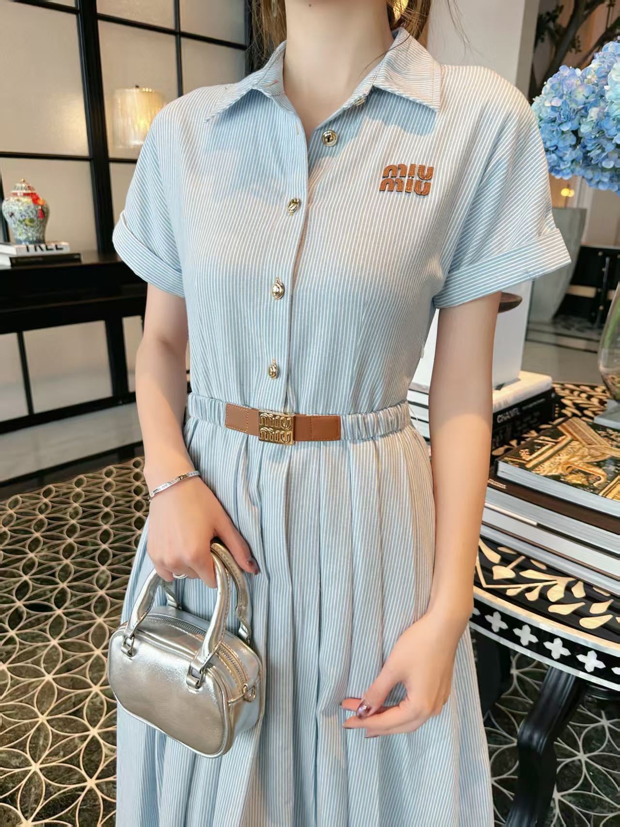 NO:762733,Model upper body picture,,19860909模特上身图,,,Women's clothing