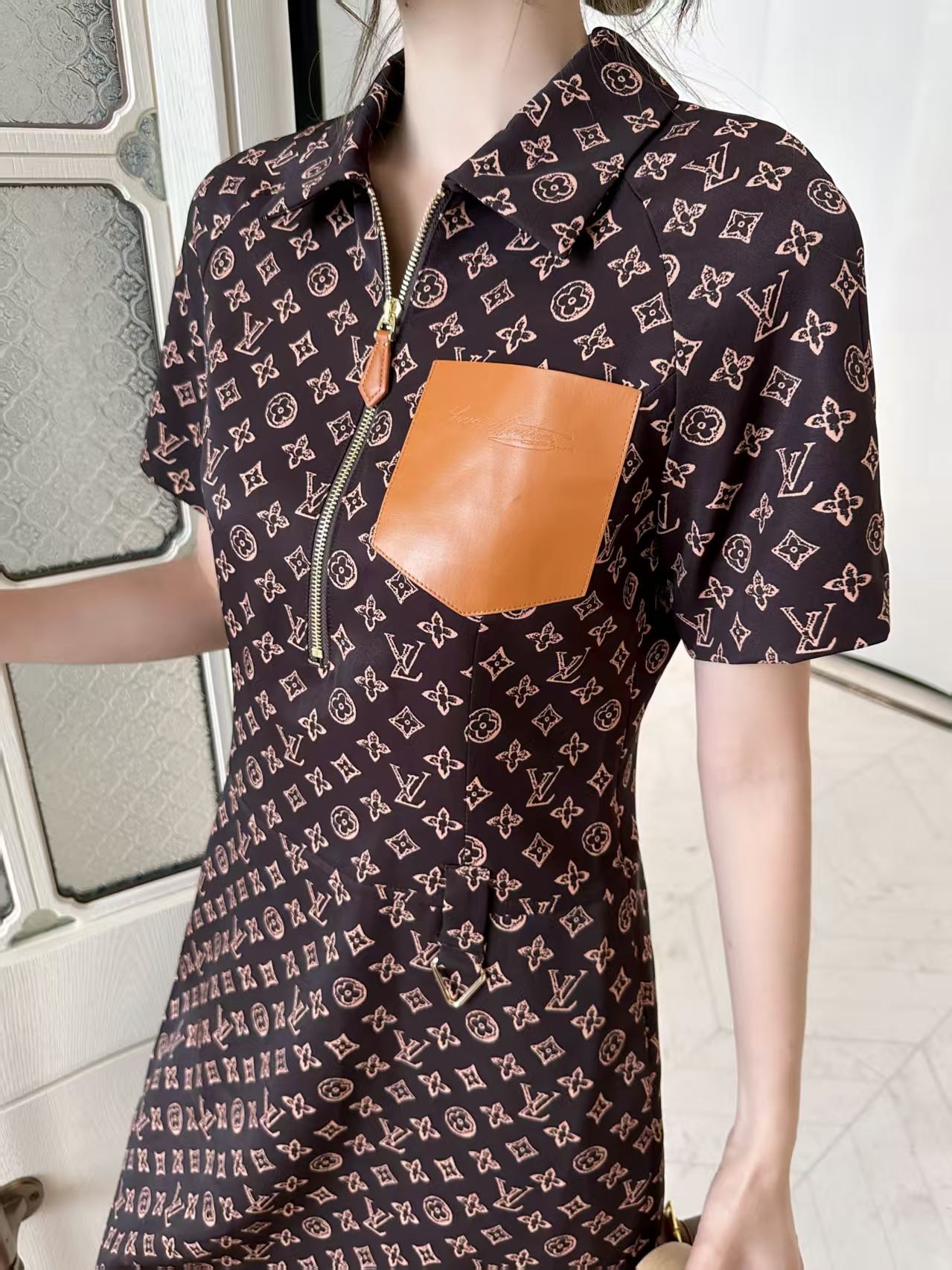 NO:790781,Model upper body picture,,19860909模特上身图,,,Women's clothing