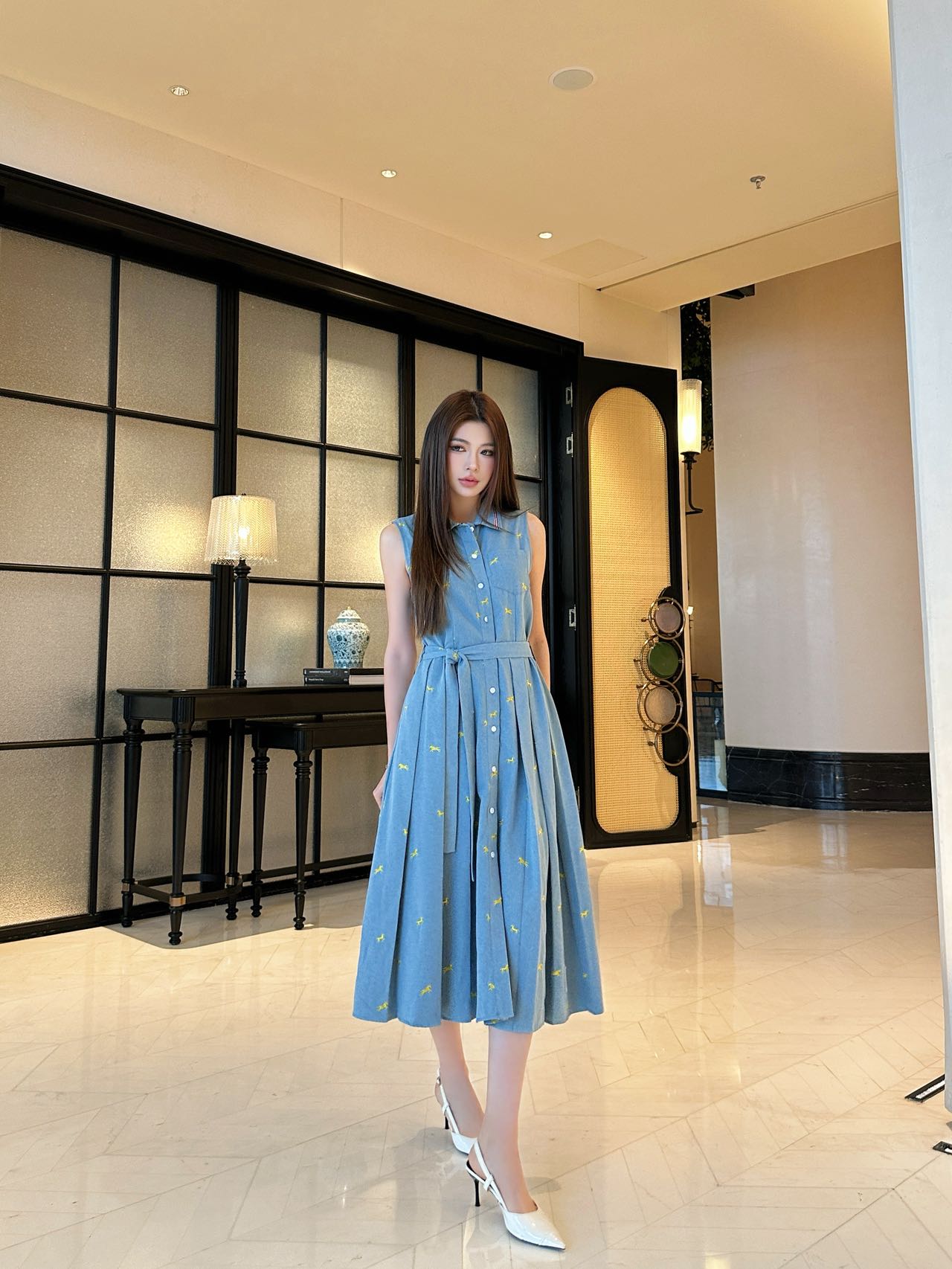 NO:760985,Model upper body picture,,19860909模特上身图,,,Women's clothing