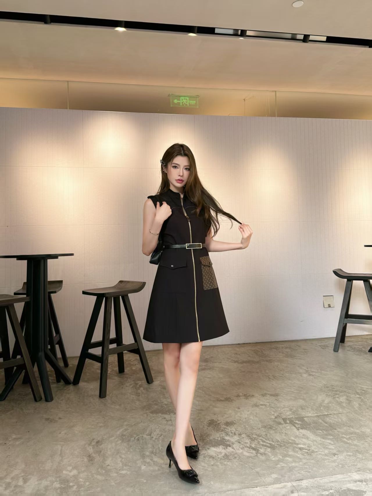 NO:760999,Model upper body picture,,19860909模特上身图,,,Women's clothing