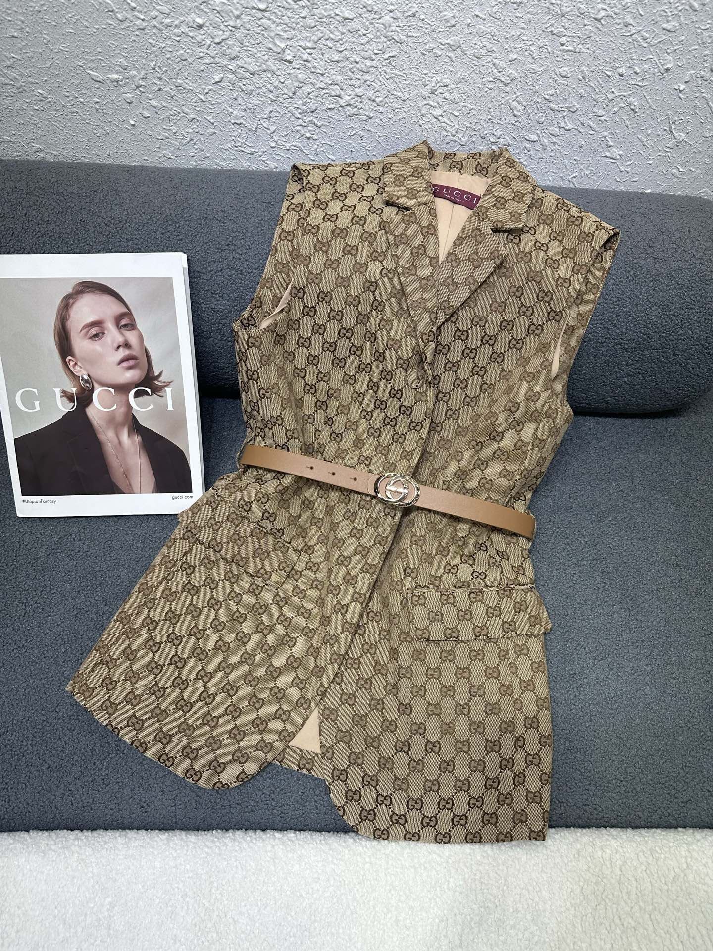 NO:760904,GUCCI Gucci 26SS new style vest/double G jacquard fabric/slim version/upper body three-dimensional tailoring effect is very good high quality/single color SML P,,gucci,gucci,19860909GUCCI古驰26SS新款马甲/双G提花面料/版型显瘦/上身立体剪裁效果非常好高品质/单色SML P,,gucci,gucci,,Women's clothing