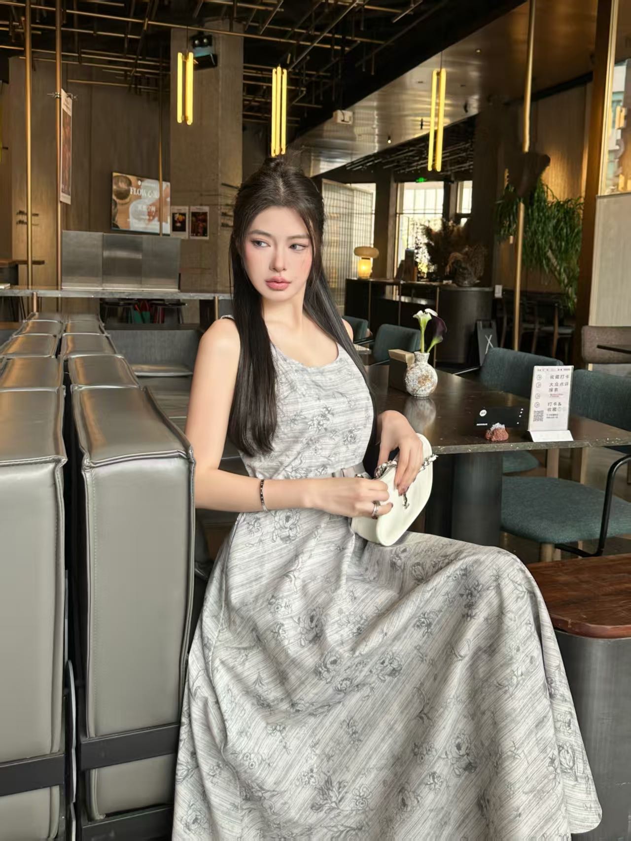 NO:760865,Model upper body picture,,19860909模特上身图,,,Women's clothing