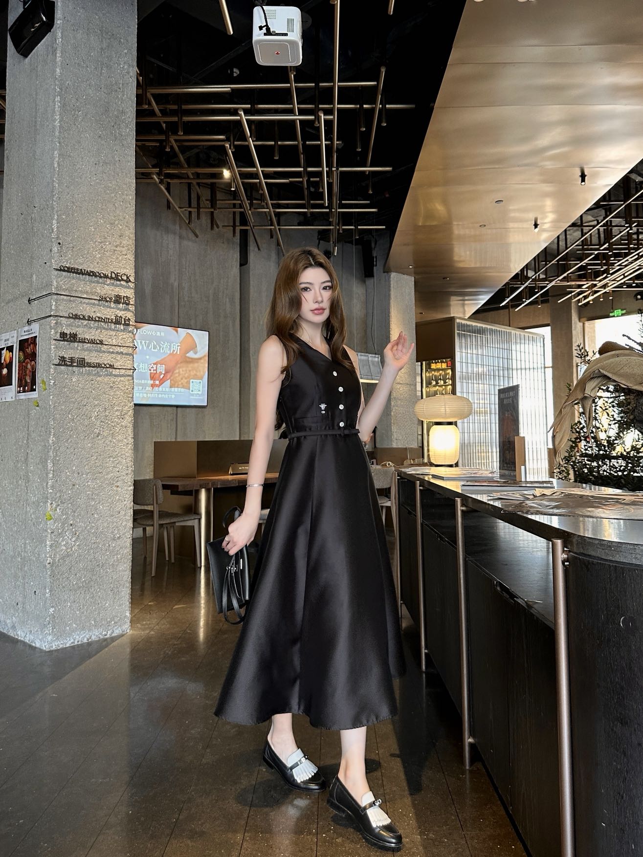 NO:762254,Model upper body picture,,19860909模特上身图,,,Women's clothing