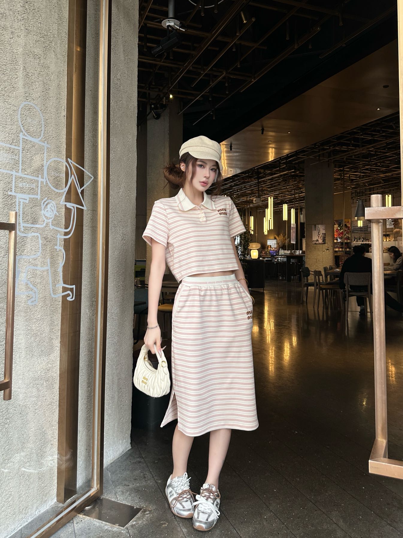 NO:792270,Model upper body picture,,19860909模特上身图,,,Women's clothing
