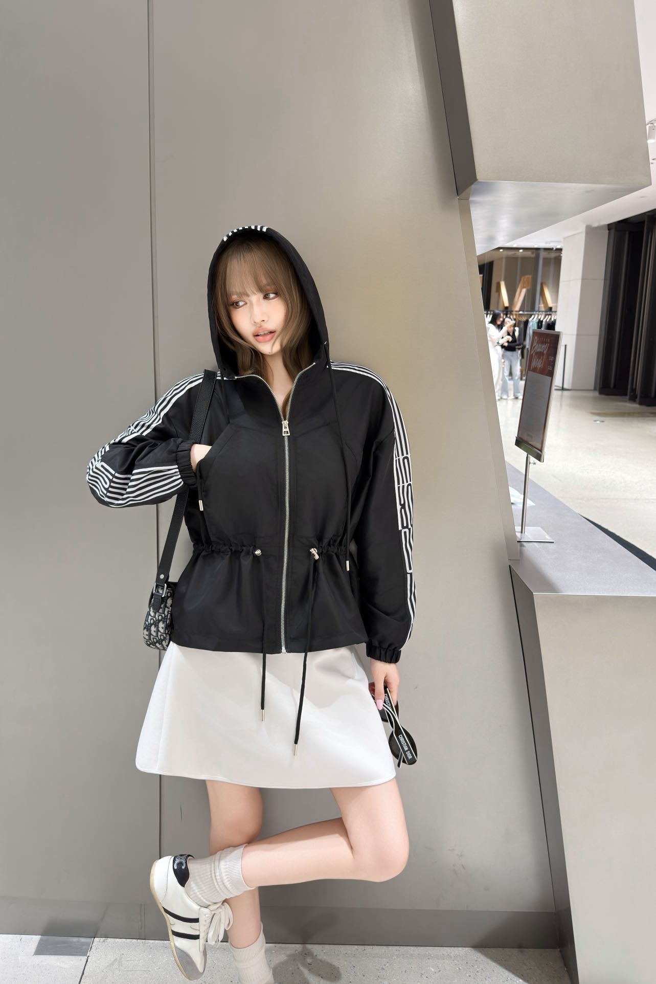 NO:795775,Model upper body picture,,19860909模特上身图,,,Women's clothing