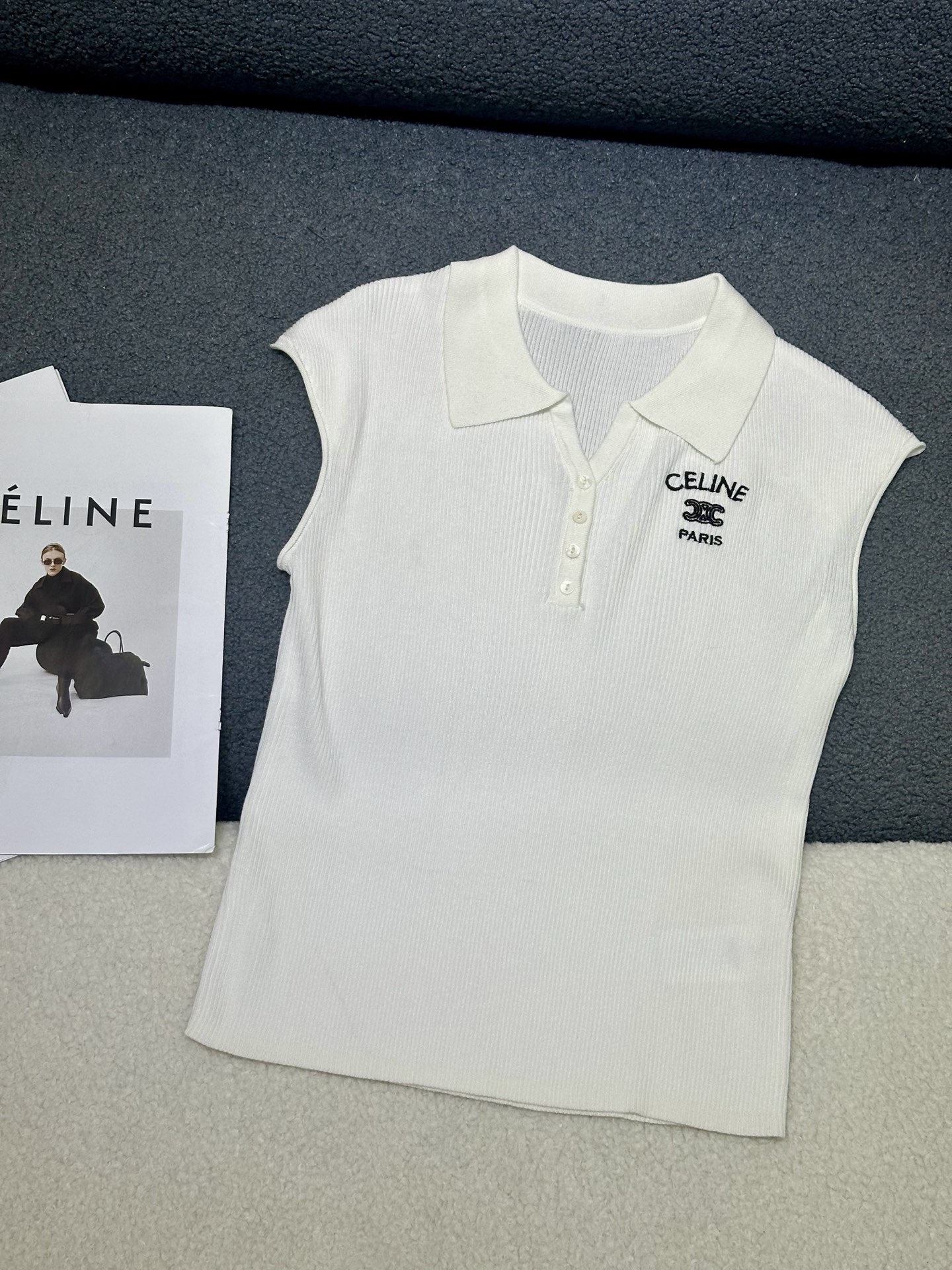 NO:798256,CELlNE *2026 new summer vest top/letter embroidery decoration/full of sophistication/slim version and versatile/breathable and comfortable fabric/four colors SML P,,19860909CELlNE *2026夏季新款背心上衣/字母刺绣装饰/精致感十足 /版型显瘦百搭 /面料透气舒适 /四色SML P,,,Women's clothing