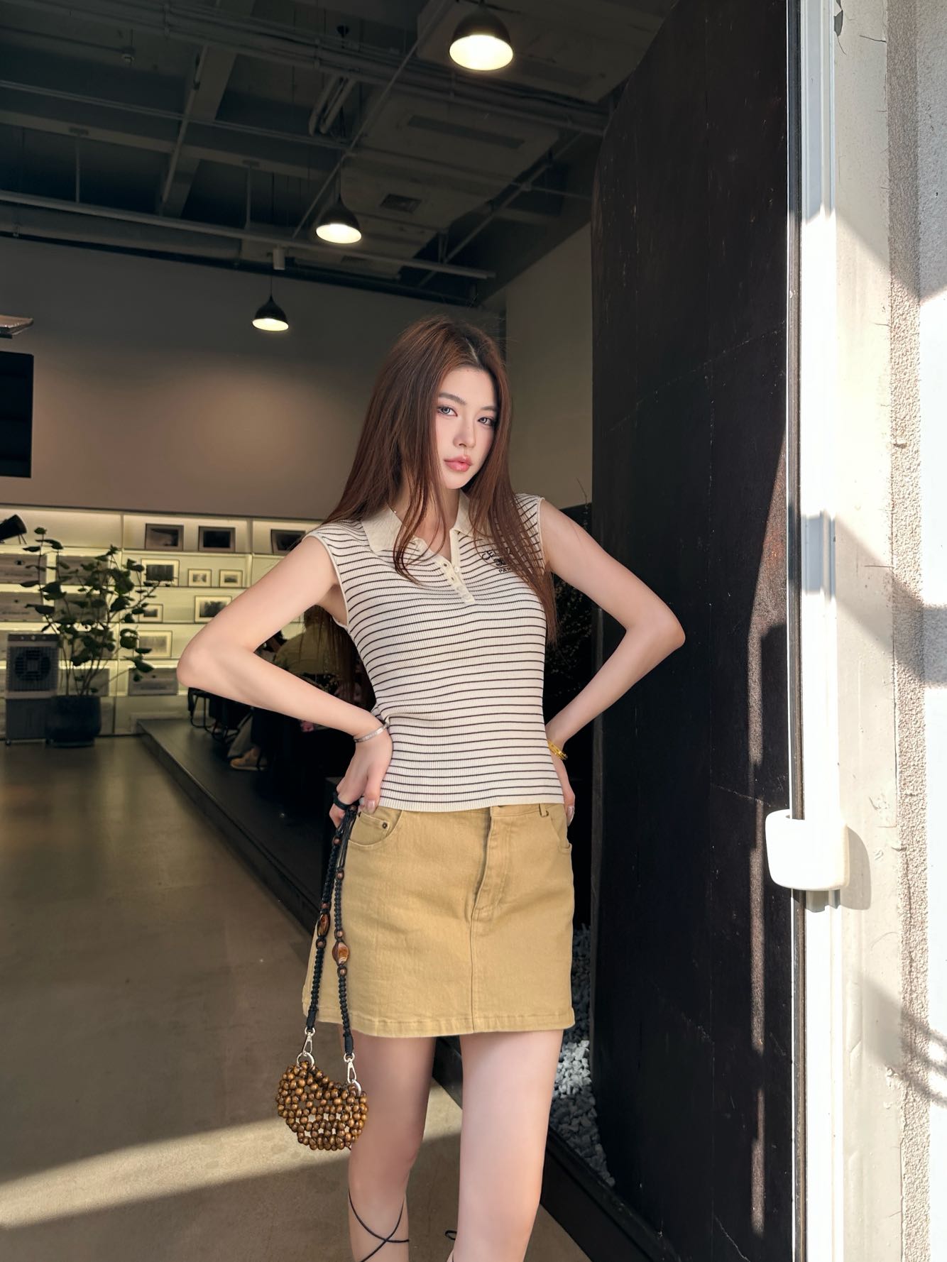 NO:798272,Model upper body picture,,19860909模特上身图,,,Women's clothing