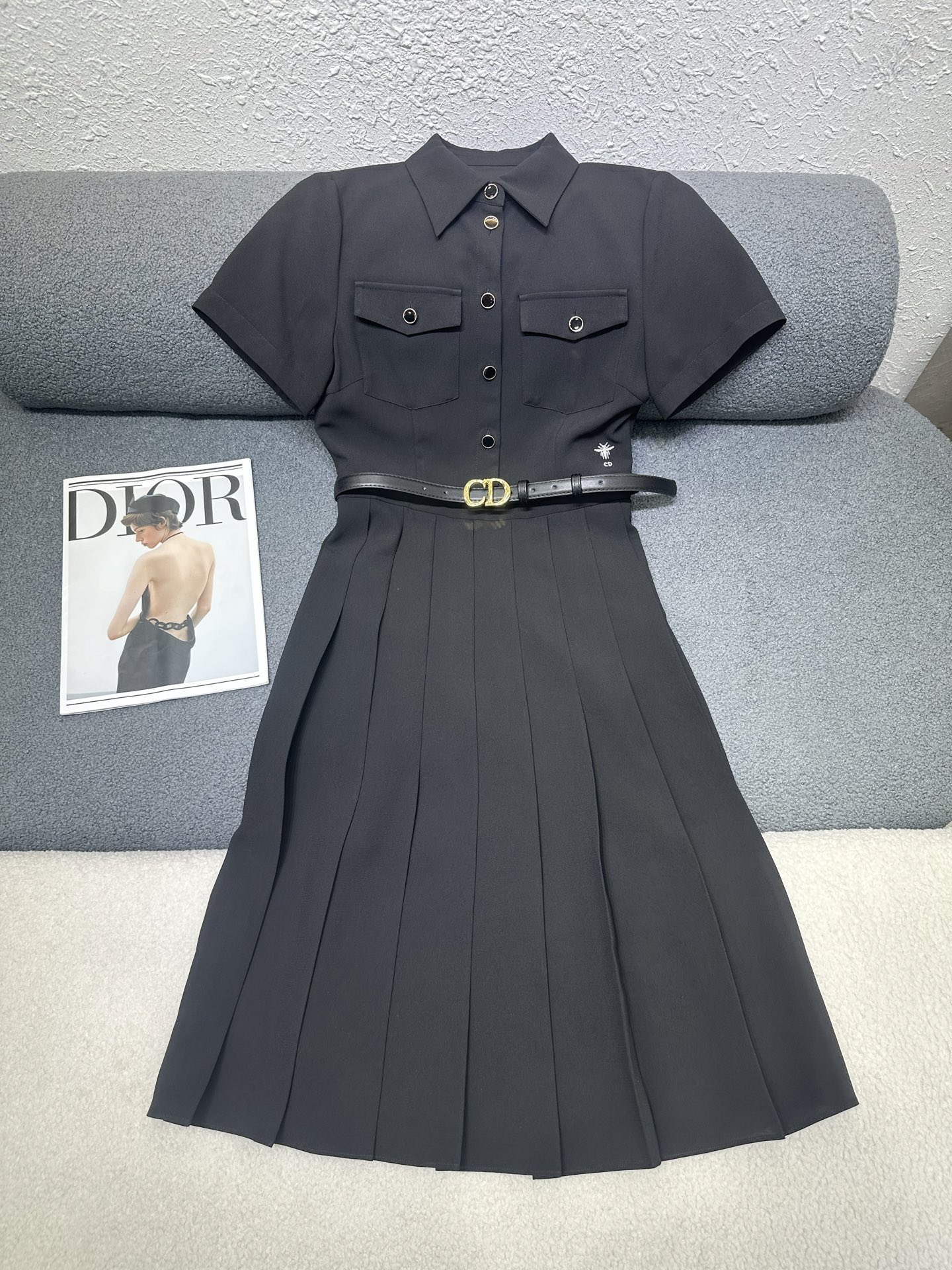 NO:799659,Dior*2026 new summer dress with letter embroidery embellishment, hem stitching and pleated design, soft and breathable fabric, elegant upper body shape, two-color SMLXL P,,dior,skirts,19860909Dior*2026夏季新款连衣裙字母刺绣点缀装饰 下摆拼接压褶设计 面料柔软透气 上身版型优雅大气 两色SMLXL P,,dior,skirts,,Women's clothing