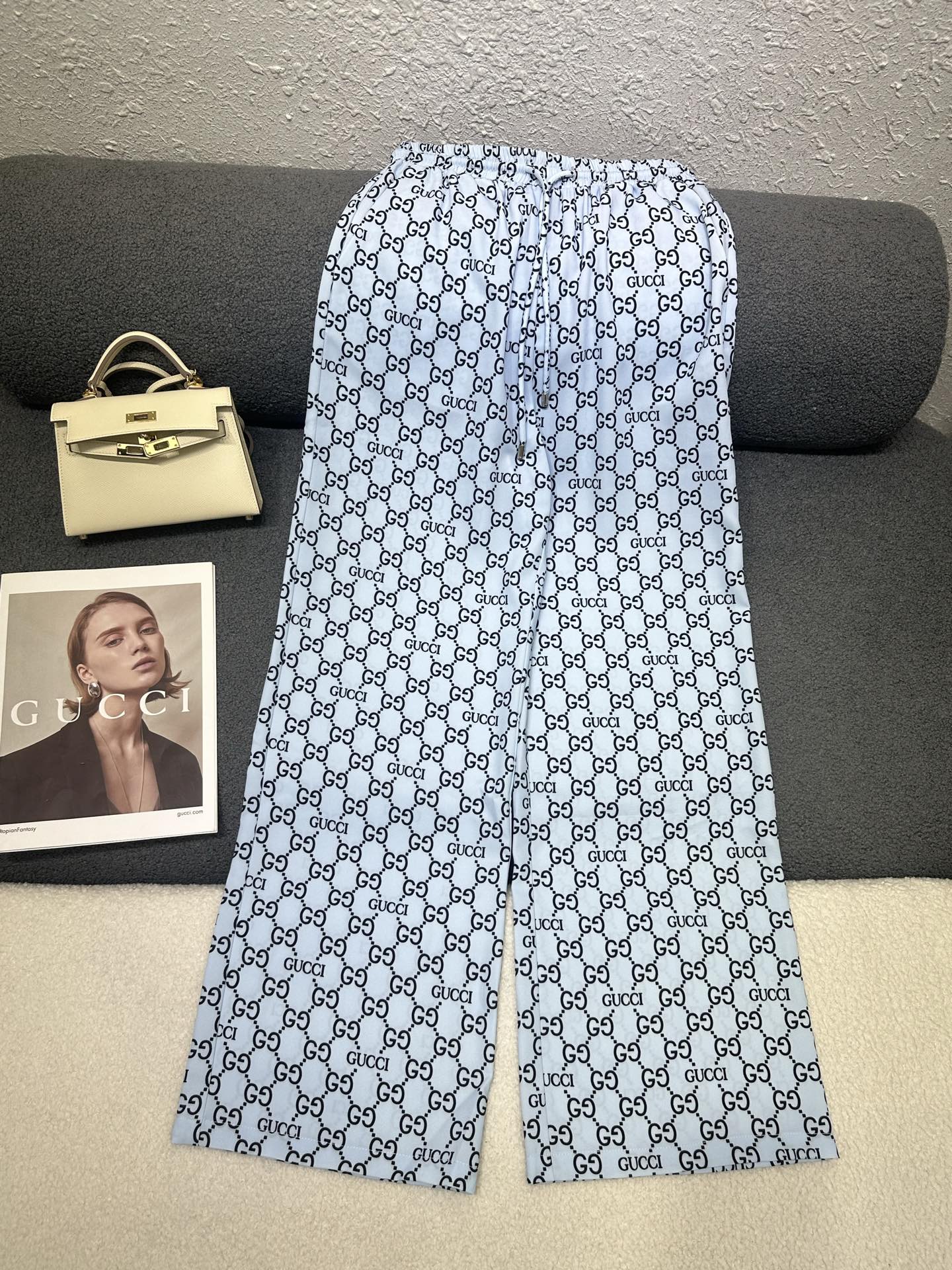NO:804638,Gcuui*2026 new straight trousers/double G pattern printing/light and comfortable fabric, loose and casual style/two colors SML P,,19860909Gcuui*2026新款直筒长裤/双G图案印花/面料轻薄舒适 版型宽松休闲/两色 SML P,,,Women's clothing