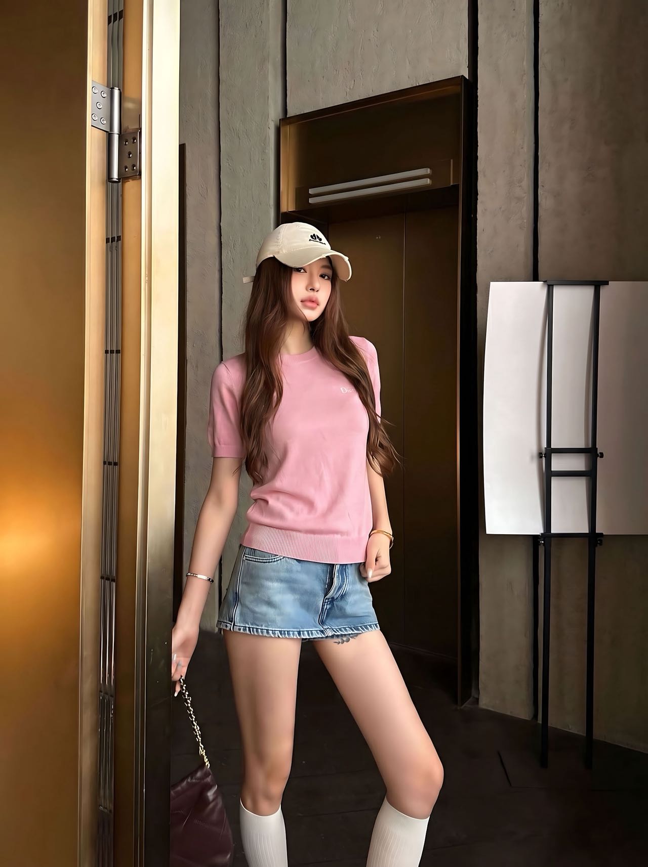 NO:808289,Model upper body picture,,19860909模特上身图,,,Women's clothing