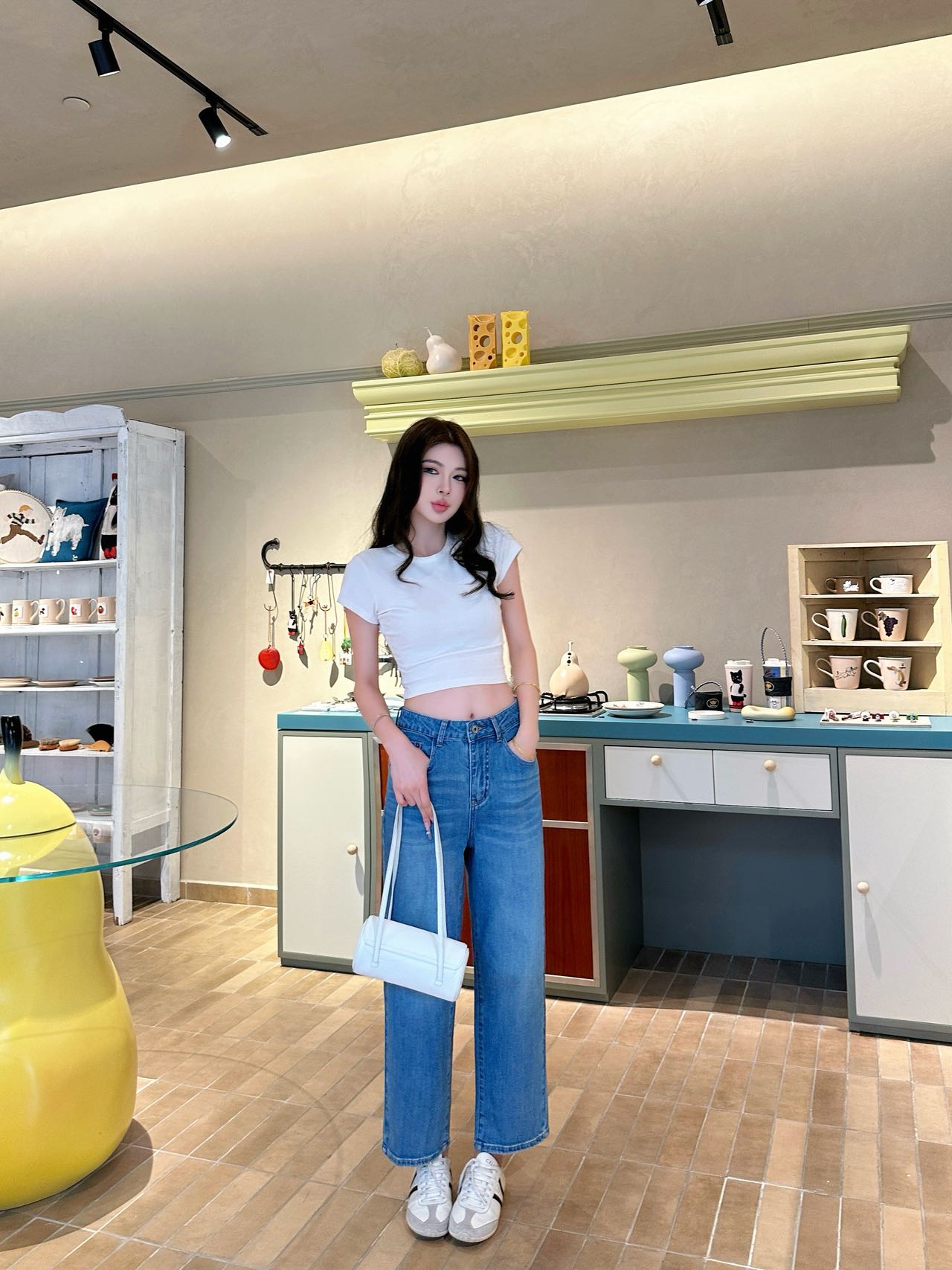NO:830102,Model upper body picture,,19860909模特上身图,,,Women's clothing