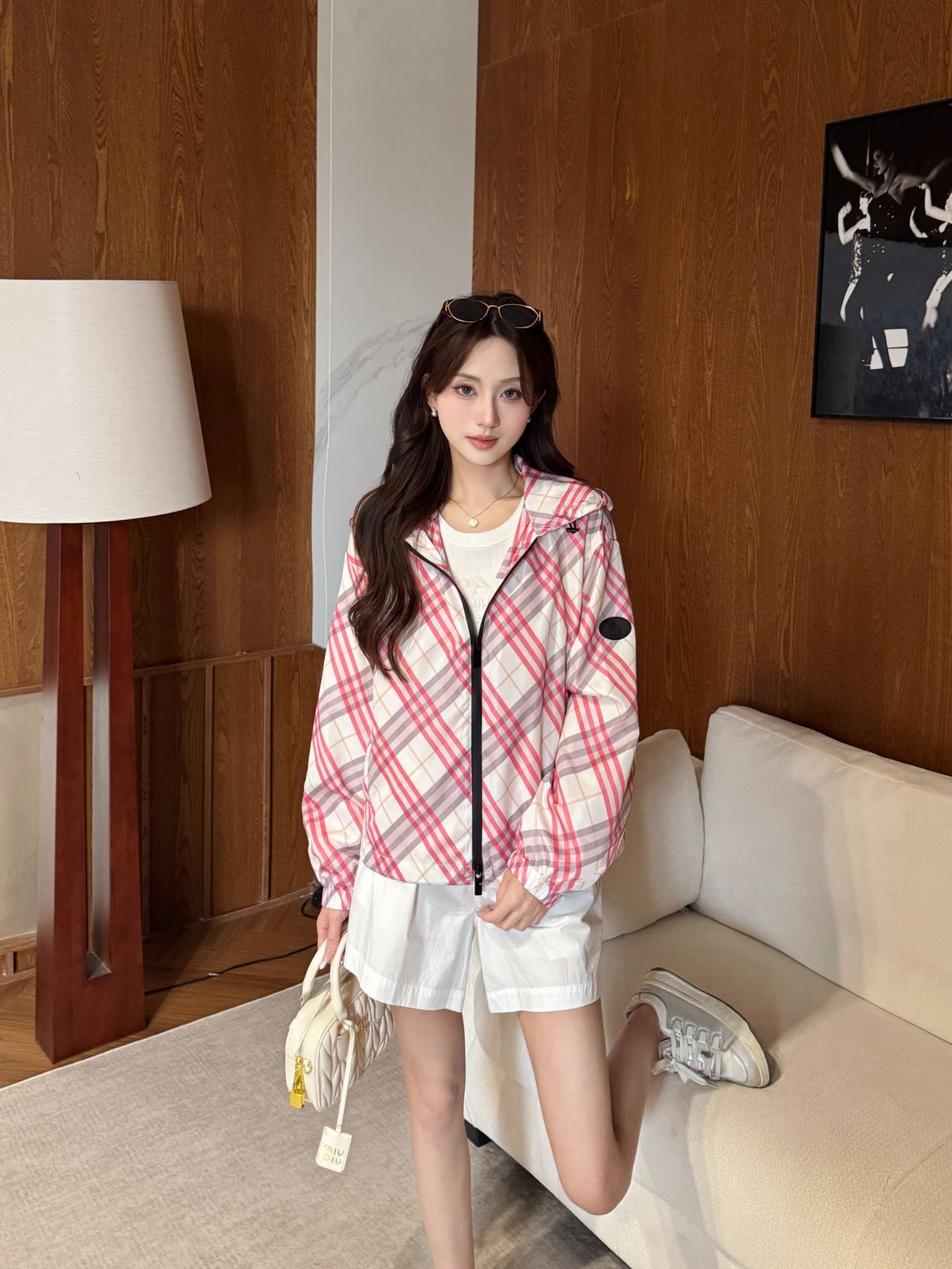 NO:835615,Model upper body picture,,19860909模特上身图,,,Women's clothing